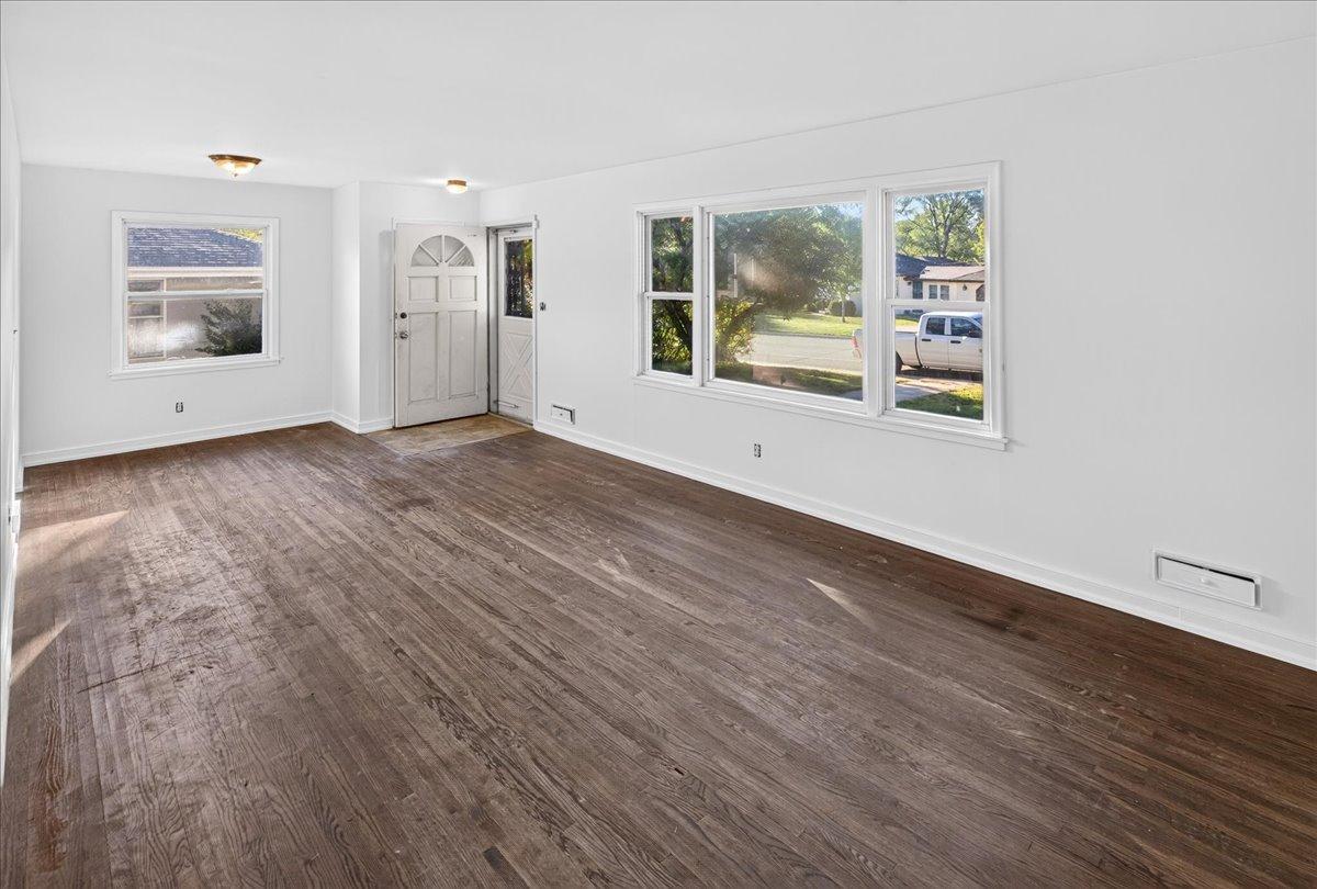 View of Residential at 6812 Fairview Avenue, Crystal MN 55428, Crystal (4 of 13) - Mike Wilen | Minnesota Team Real Estate