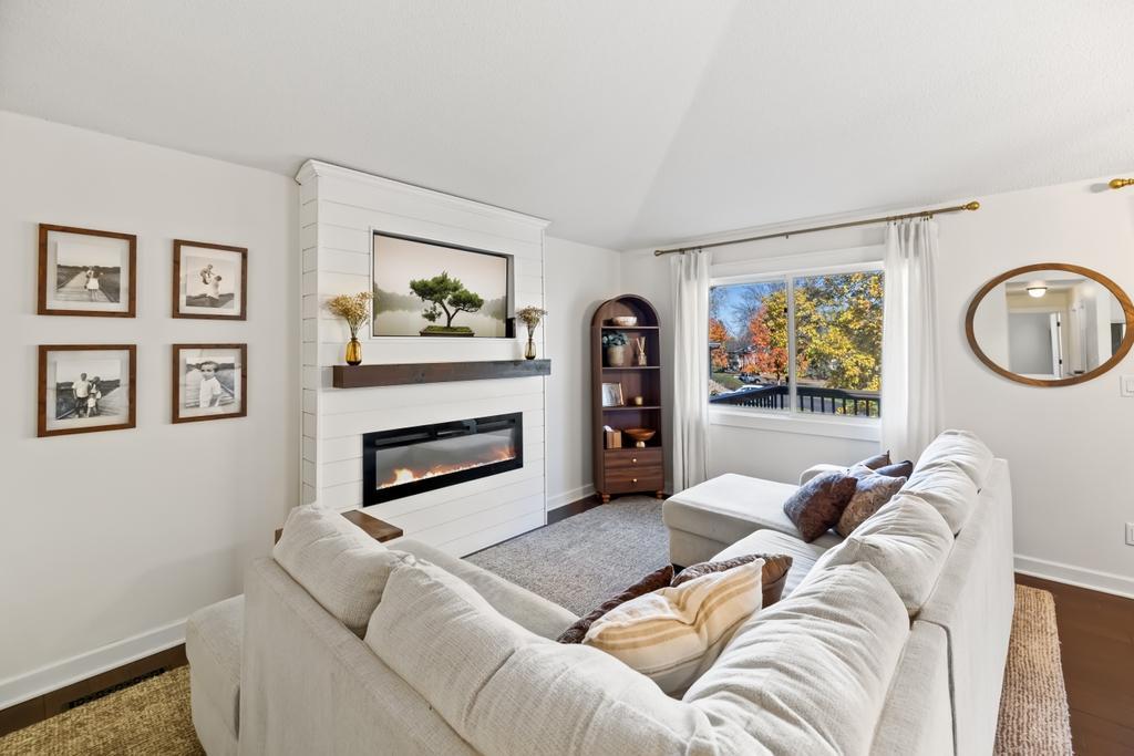 View of Townhome at 6630 Falstaff Road, Woodbury - Mike Wilen | Minnesota Team Real Estate