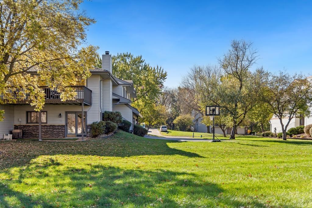 View of Residential at 6630 Falstaff Road, Woodbury MN 55125, Woodbury (40 of 42) - Mike Wilen | Minnesota Team Real Estate