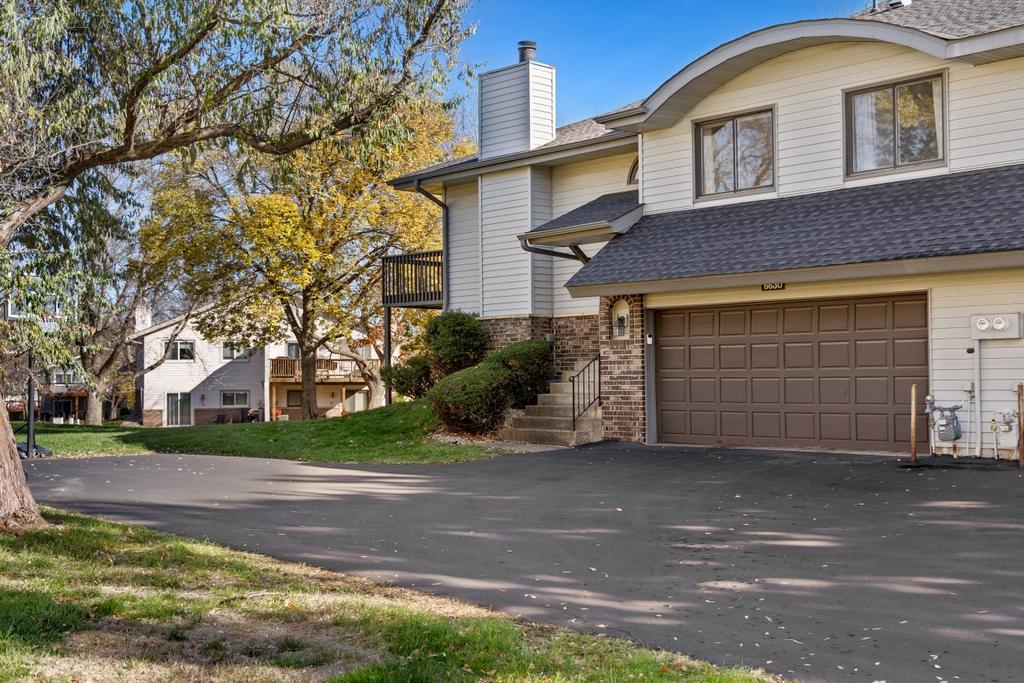View of Residential at 6630 Falstaff Road, Woodbury MN 55125, Woodbury (36 of 42) - Mike Wilen | Minnesota Team Real Estate