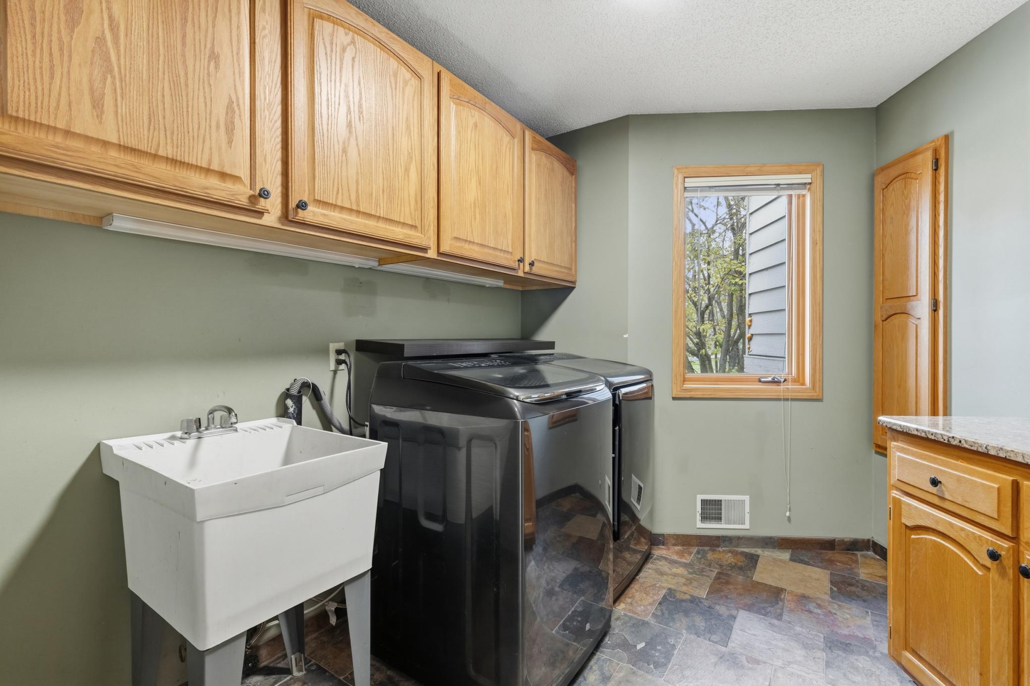 View of Residential at 22530 Forest Ridge Drive, Lakeville MN 55044, Lakeville (30 of 60) - Mike Wilen | Minnesota Team Real Estate