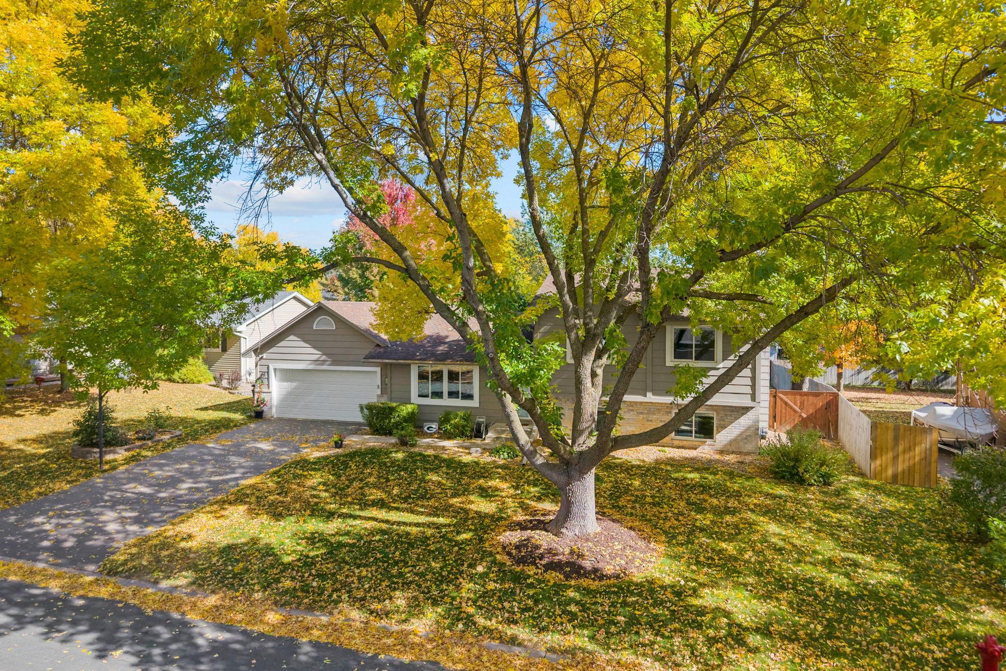 View of Residential at 9150 Orchid Lane, Maple Grove MN 55369, Maple Grove (4 of 51) - Mike Wilen | Minnesota Team Real Estate