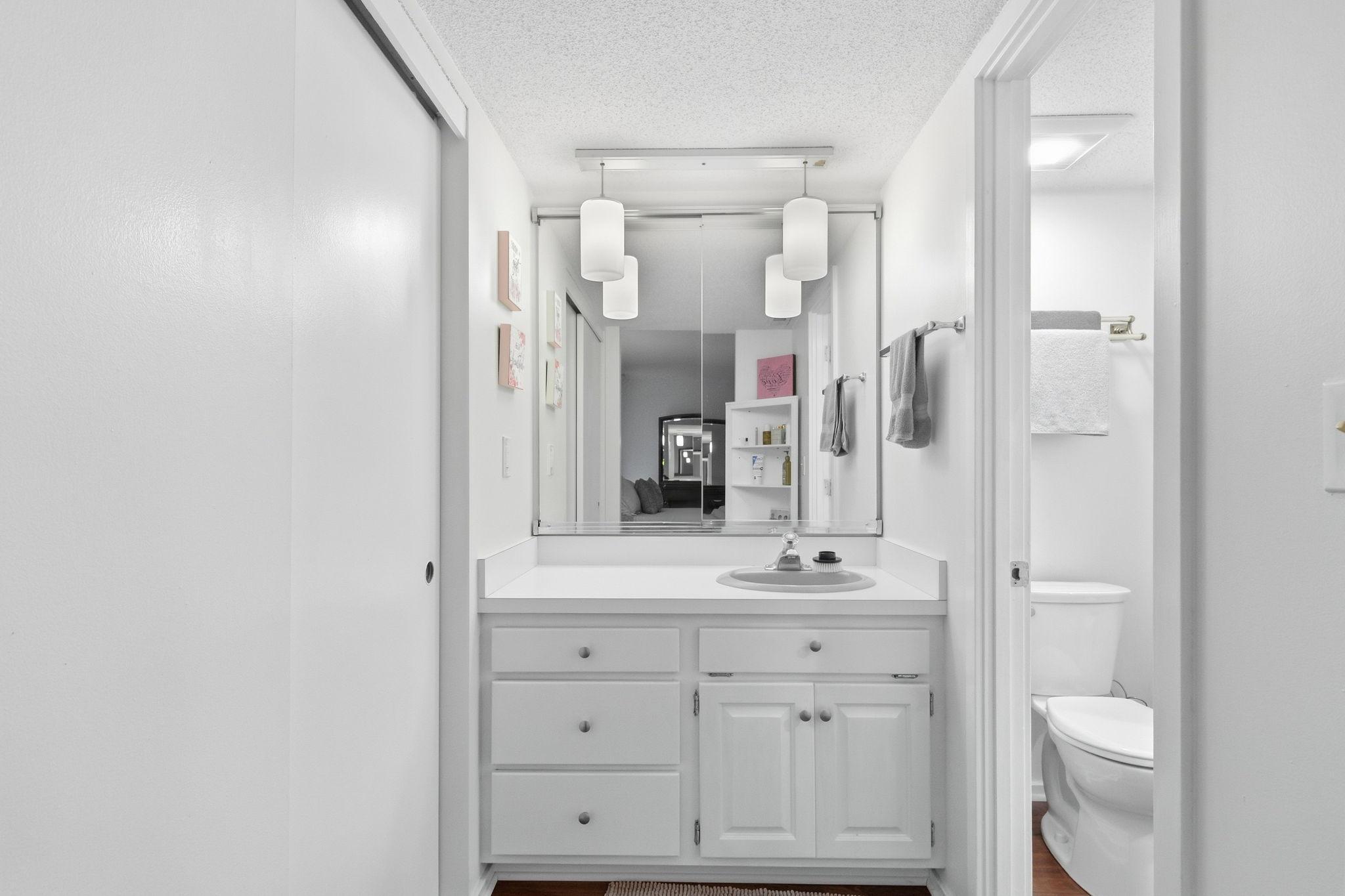 View of Residential at 6301 Colony Way #2C, Edina MN 55435, Edina (11 of 24) - Mike Wilen | Minnesota Team Real Estate