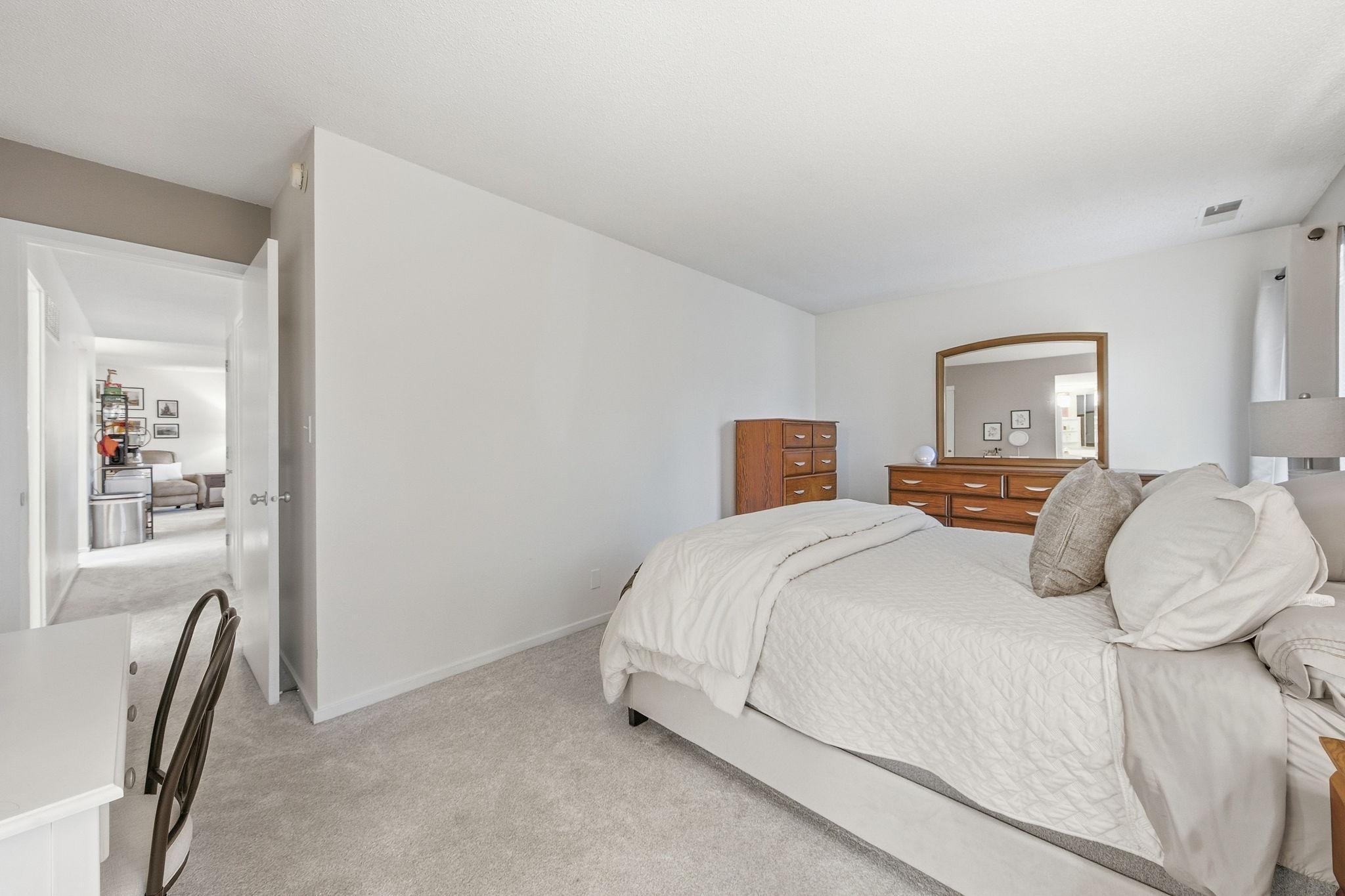 View of Residential at 6301 Colony Way #2C, Edina MN 55435, Edina (10 of 24) - Mike Wilen | Minnesota Team Real Estate