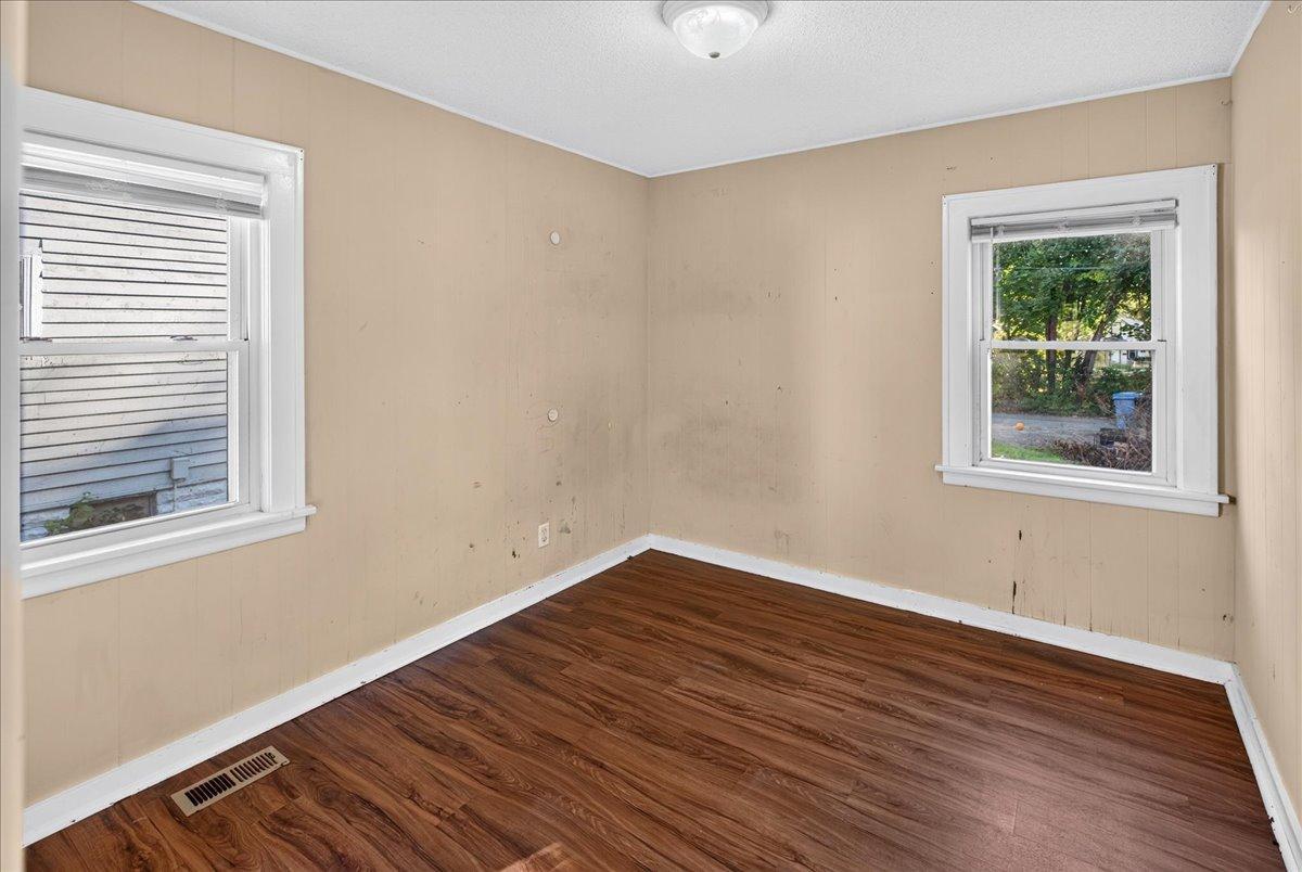View of Residential at 3442 Logan Avenue, Minneapolis MN 55412, Minneapolis (14 of 17) - Mike Wilen | Minnesota Team Real Estate