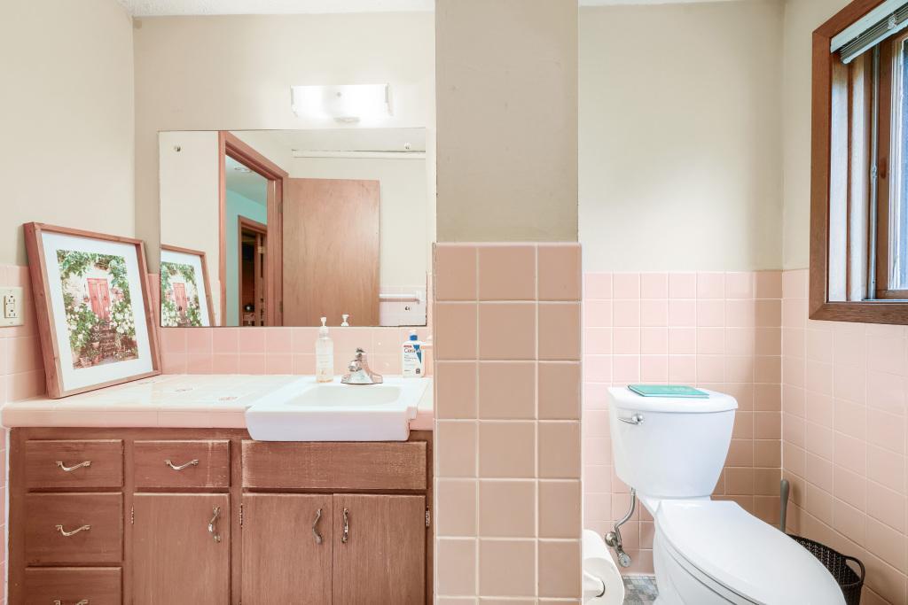 View of Residential at 6525 Sherwood Avenue, Edina MN 55435, Edina (31 of 38) - Mike Wilen | Minnesota Team Real Estate