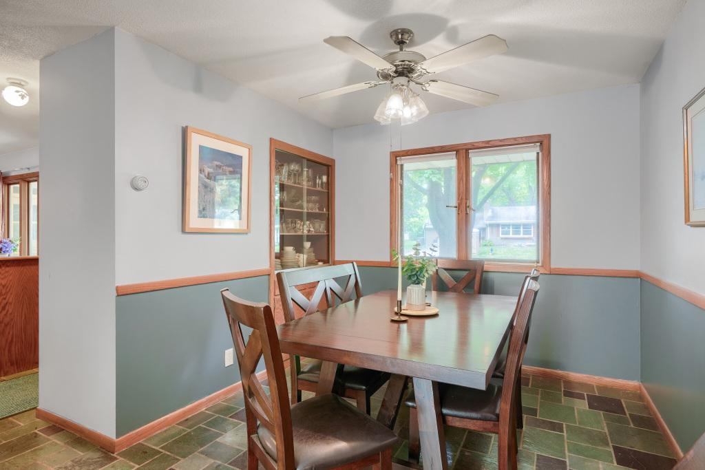 View of Residential at 6525 Sherwood Avenue, Edina MN 55435, Edina (11 of 38) - Mike Wilen | Minnesota Team Real Estate