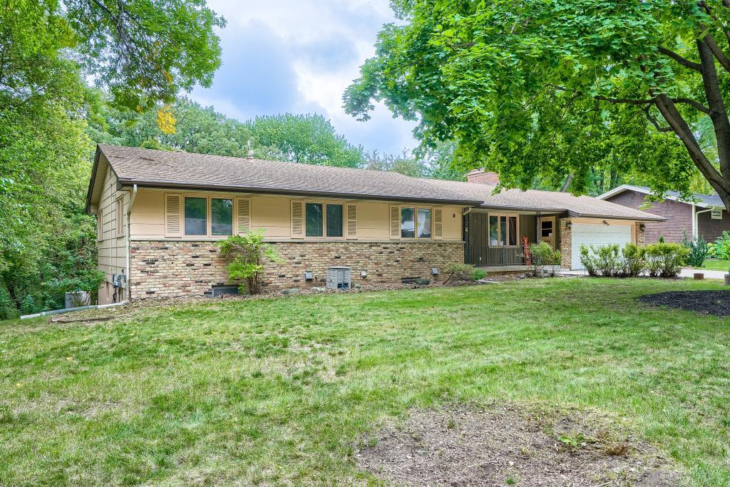 View of Single Family at 6525 Sherwood Avenue, Edina - Mike Wilen | Minnesota Team Real Estate