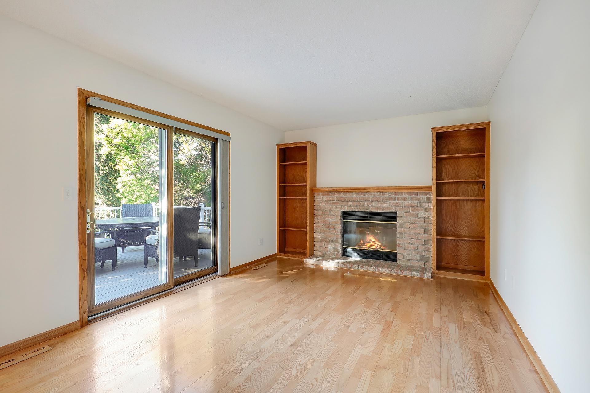 View of Residential at 10632 Daisy Circle, Bloomington MN 55438, Bloomington (13 of 30) - Mike Wilen | Minnesota Team Real Estate