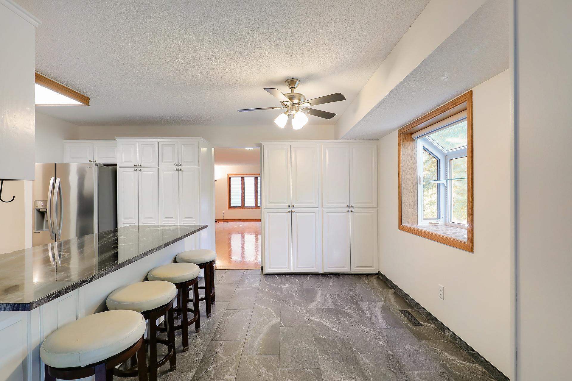 View of Residential at 10632 Daisy Circle, Bloomington MN 55438, Bloomington (11 of 30) - Mike Wilen | Minnesota Team Real Estate
