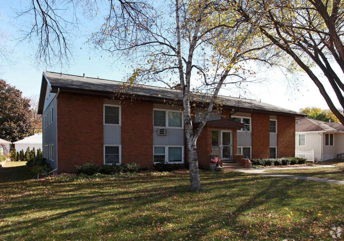 View of Commercial Sale at 4225 Bloomington Avenue, Minneapolis MN 55407, Minneapolis (2 of 2) - Mike Wilen | Minnesota Team Real Estate