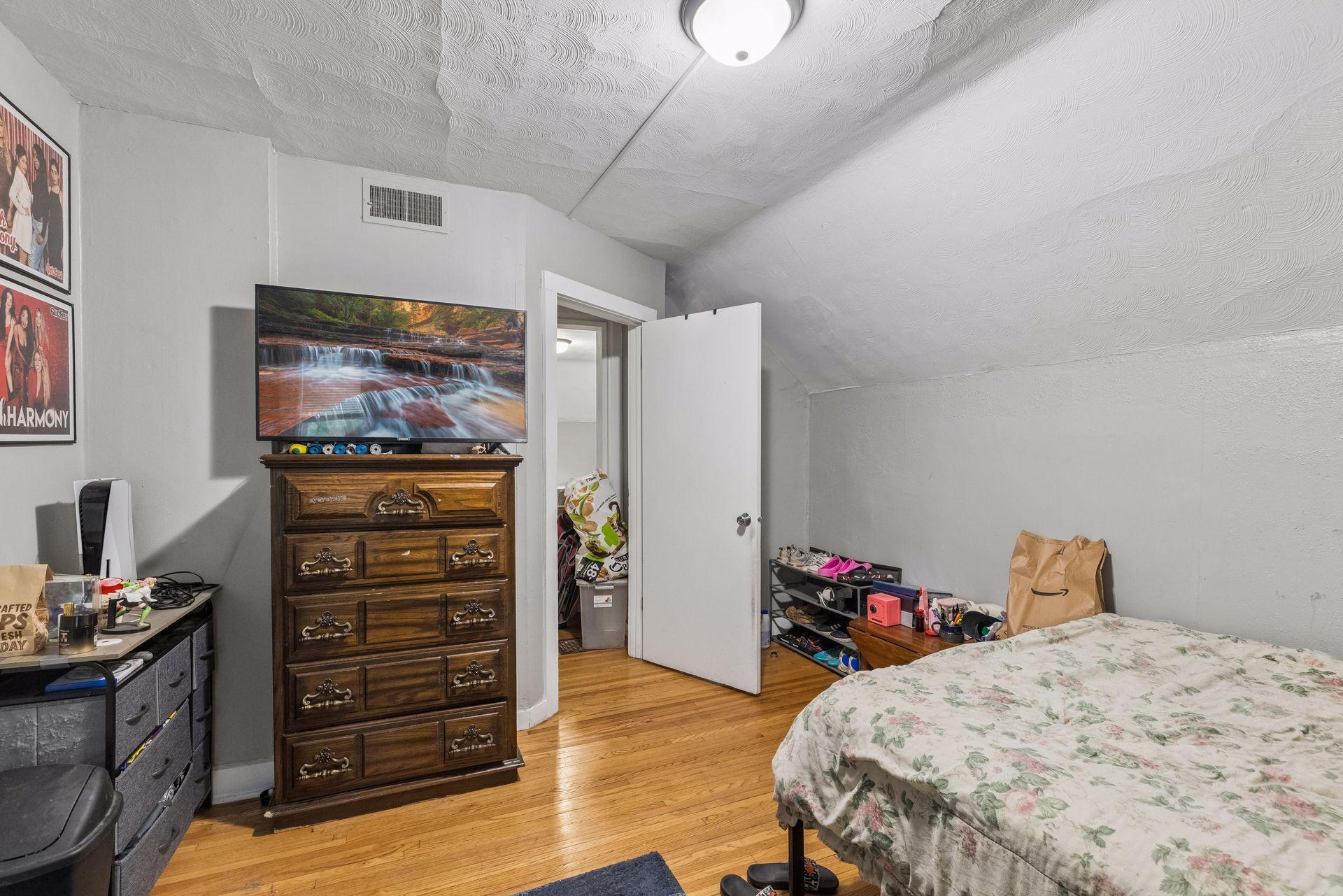 View of Residential Income at 346 Maria Avenue, Saint Paul MN 55106, Saint Paul (32 of 40) - Mike Wilen | Minnesota Team Real Estate