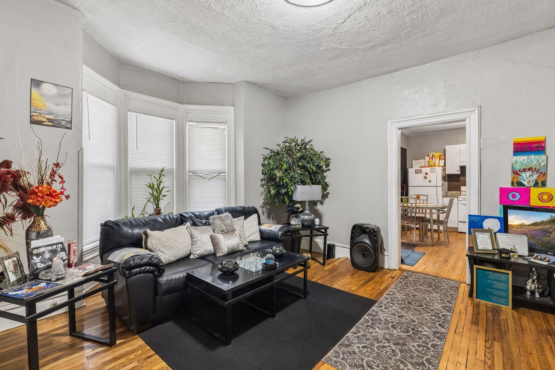 View of Residential Income at 346 Maria Avenue, Saint Paul MN 55106, Saint Paul (2 of 40) - Mike Wilen | Minnesota Team Real Estate