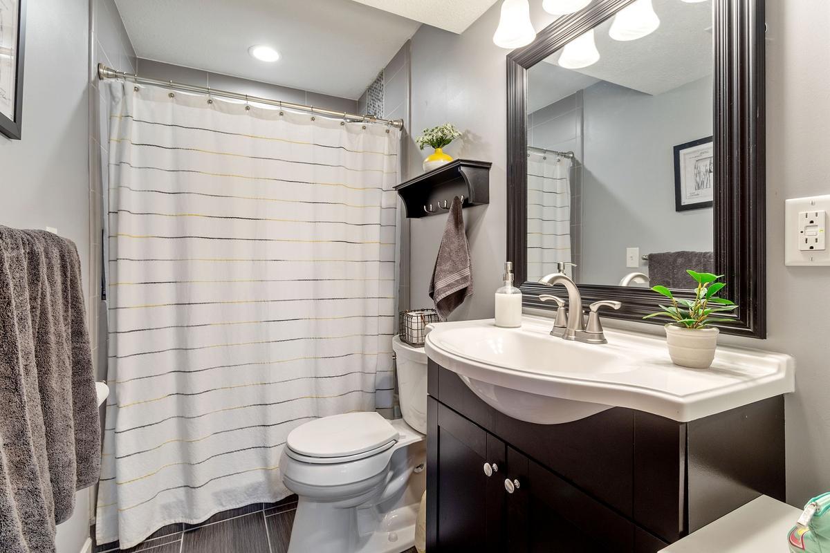 View of Residential at 12041 Robin Road, Maple Grove MN 55369, Maple Grove (21 of 33) - Mike Wilen | Minnesota Team Real Estate