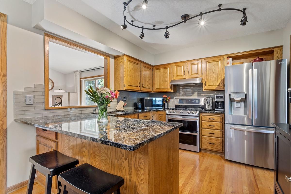 View of Residential at 12041 Robin Road, Maple Grove MN 55369, Maple Grove (9 of 33) - Mike Wilen | Minnesota Team Real Estate