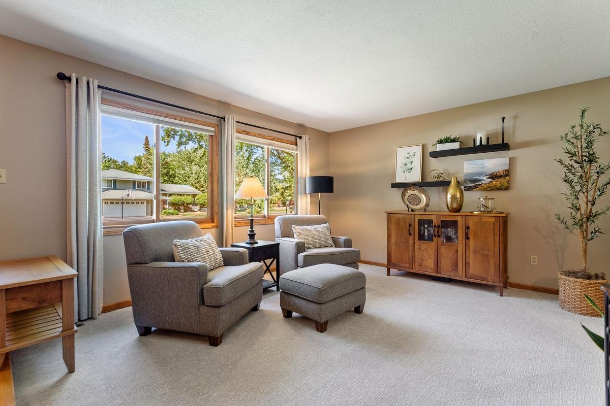 View of Residential at 12041 Robin Road, Maple Grove MN 55369, Maple Grove (6 of 33) - Mike Wilen | Minnesota Team Real Estate