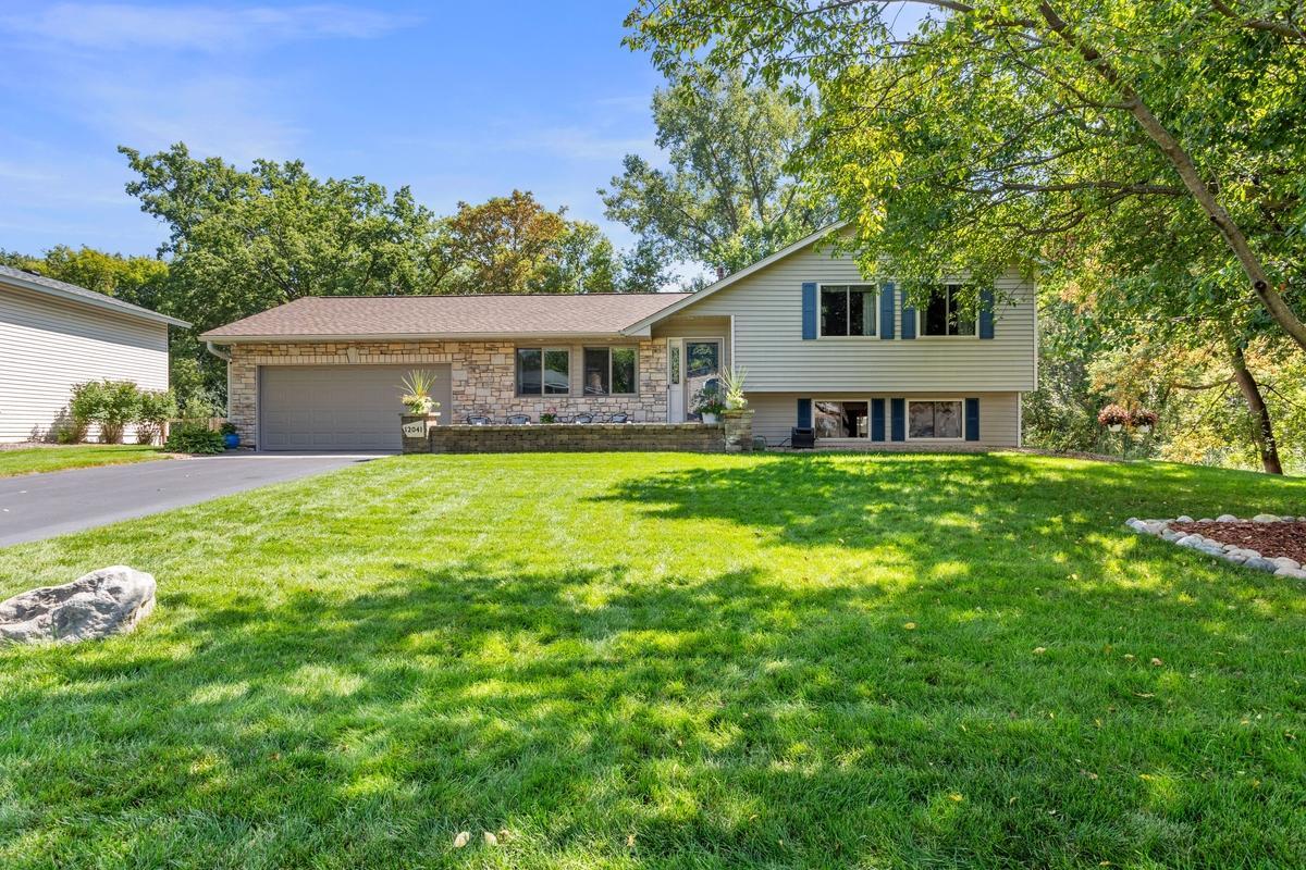 View of Residential at 12041 Robin Road, Maple Grove MN 55369, Maple Grove (2 of 33) - Mike Wilen | Minnesota Team Real Estate