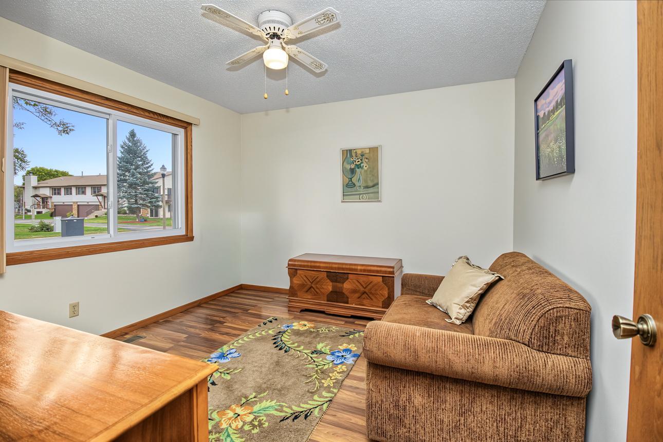 View of Residential at 3774 Goodwin Avenue, Oakdale MN 55128, Oakdale (22 of 25) - Mike Wilen | Minnesota Team Real Estate