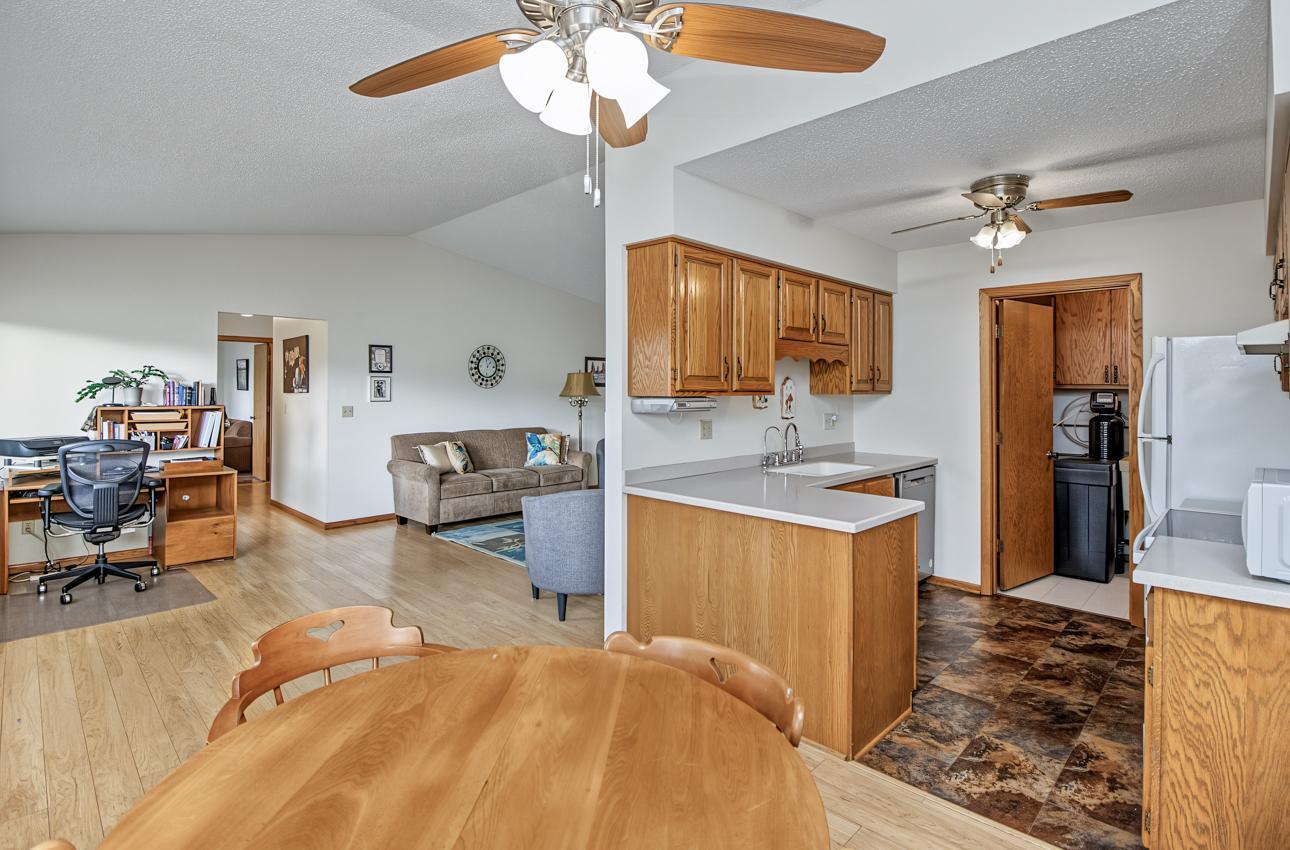 View of Residential at 3774 Goodwin Avenue, Oakdale MN 55128, Oakdale (15 of 25) - Mike Wilen | Minnesota Team Real Estate