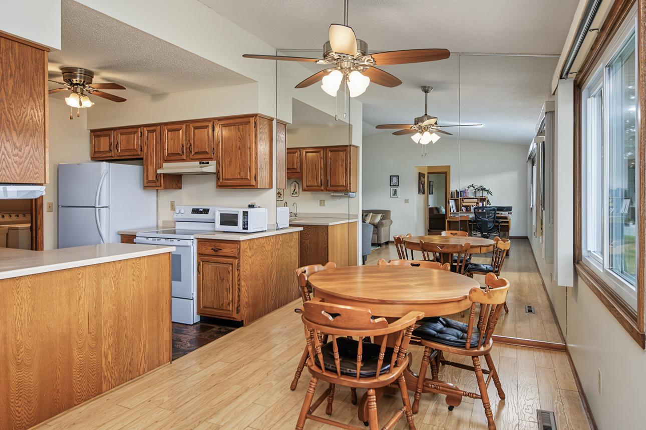 View of Residential at 3774 Goodwin Avenue, Oakdale MN 55128, Oakdale (14 of 25) - Mike Wilen | Minnesota Team Real Estate