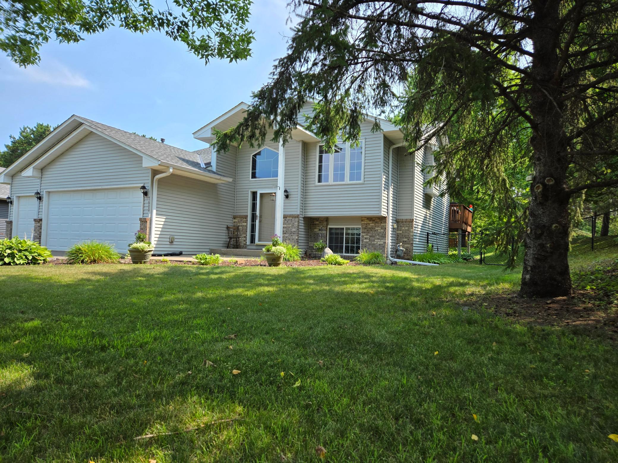View of Residential at 7600 Palomino Lane, Lino Lakes MN 55014, Lino Lakes (25 of 26) - Mike Wilen | Minnesota Team Real Estate