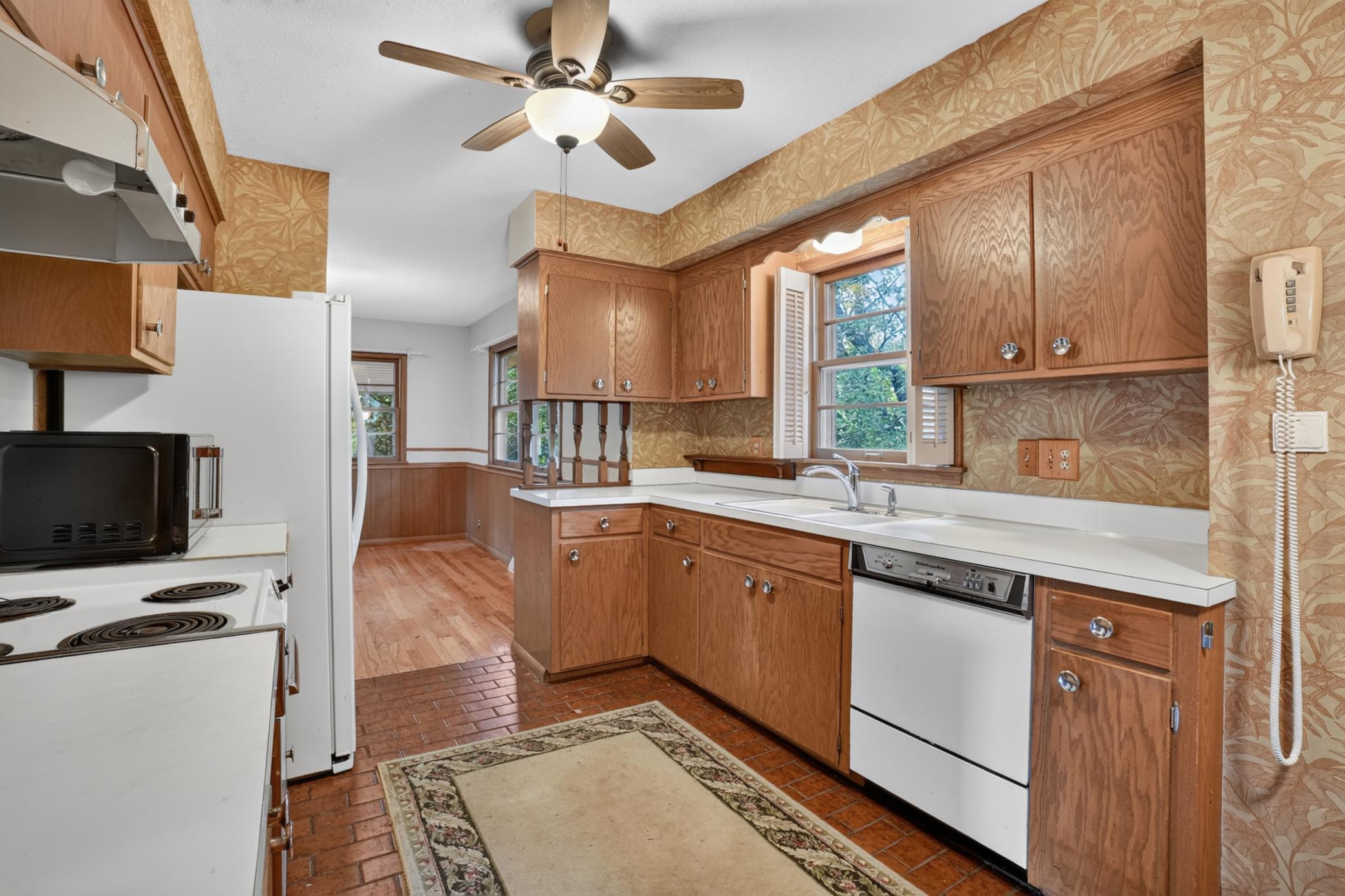 View of Residential at 405 Unique Drive, Burnsville MN 55337, Burnsville (11 of 36) - Mike Wilen | Minnesota Team Real Estate