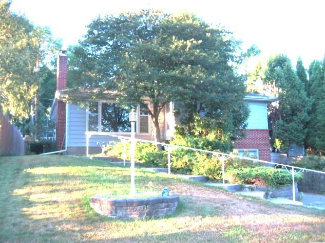 View of Single Family at 834 Hoyt Avenue, Saint Paul - Mike Wilen | Minnesota Team Real Estate
