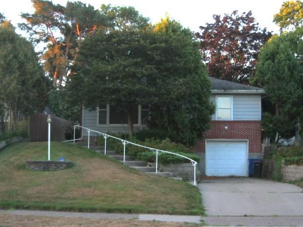 View of Residential at 834 Hoyt Avenue, Saint Paul MN 55117, Saint Paul (22 of 32) - Mike Wilen | Minnesota Team Real Estate