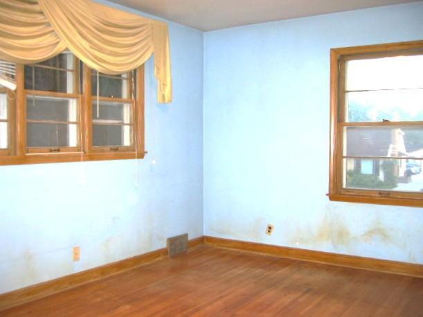 View of Residential at 834 Hoyt Avenue, Saint Paul MN 55117, Saint Paul (13 of 32) - Mike Wilen | Minnesota Team Real Estate