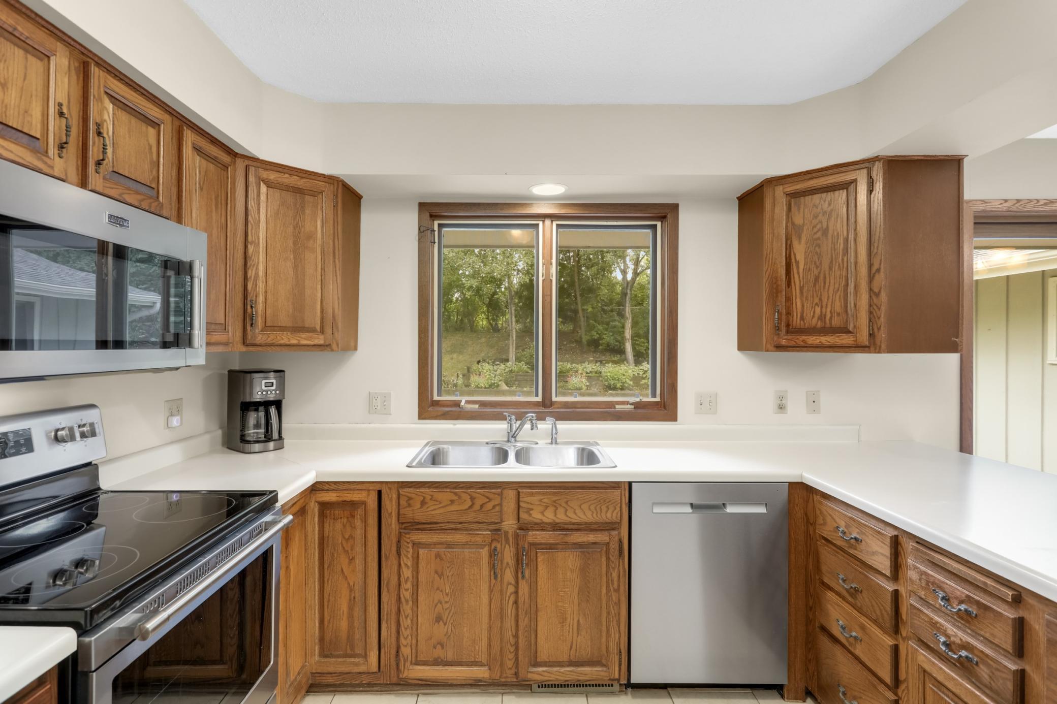 View of Residential at 5220 Cottonwood Lane, Plymouth MN 55442, Plymouth (14 of 22) - Mike Wilen | Minnesota Team Real Estate