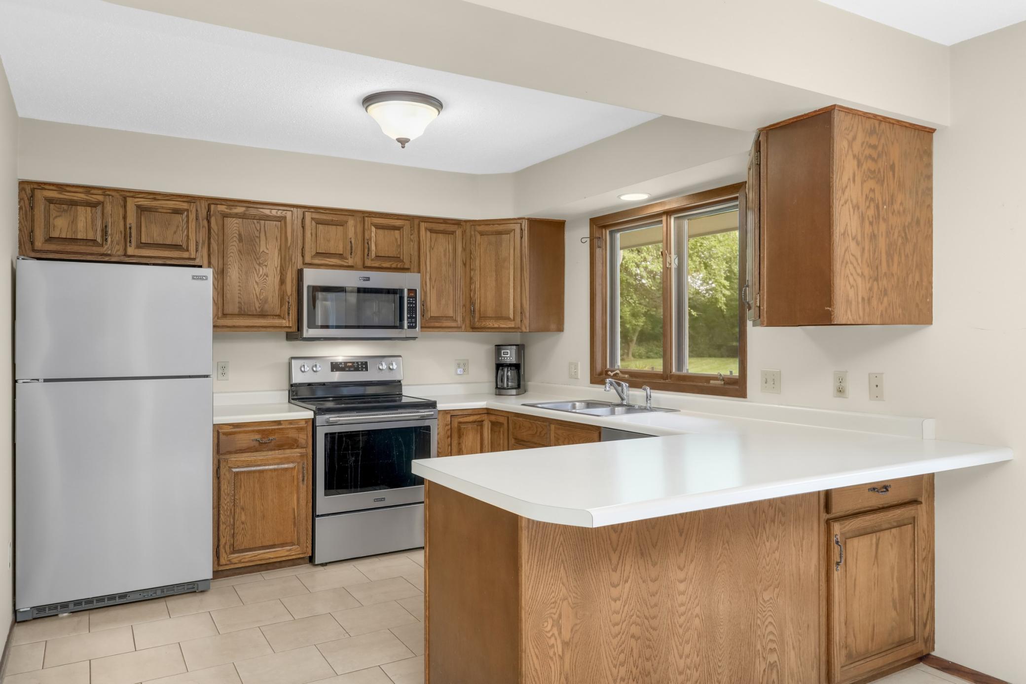 View of Residential at 5220 Cottonwood Lane, Plymouth MN 55442, Plymouth (10 of 22) - Mike Wilen | Minnesota Team Real Estate