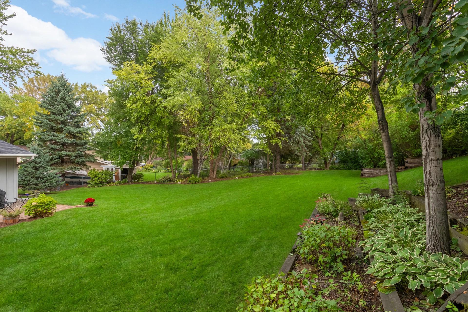 View of Residential at 5220 Cottonwood Lane, Plymouth MN 55442, Plymouth (35 of 51) - Mike Wilen | Minnesota Team Real Estate