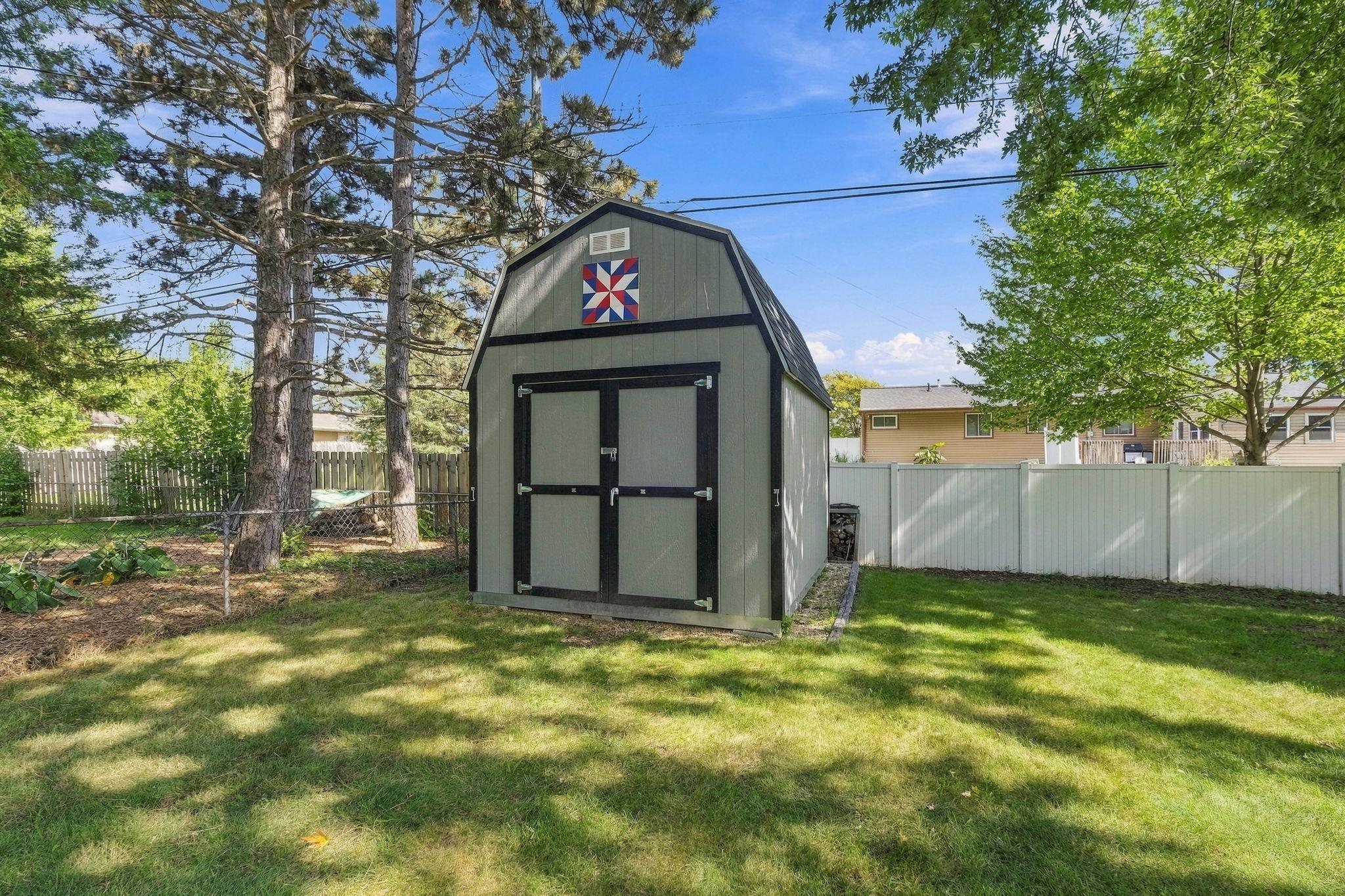 View of Residential at 2692 Marion Street, Roseville MN 55113, Roseville (22 of 25) - Mike Wilen | Minnesota Team Real Estate