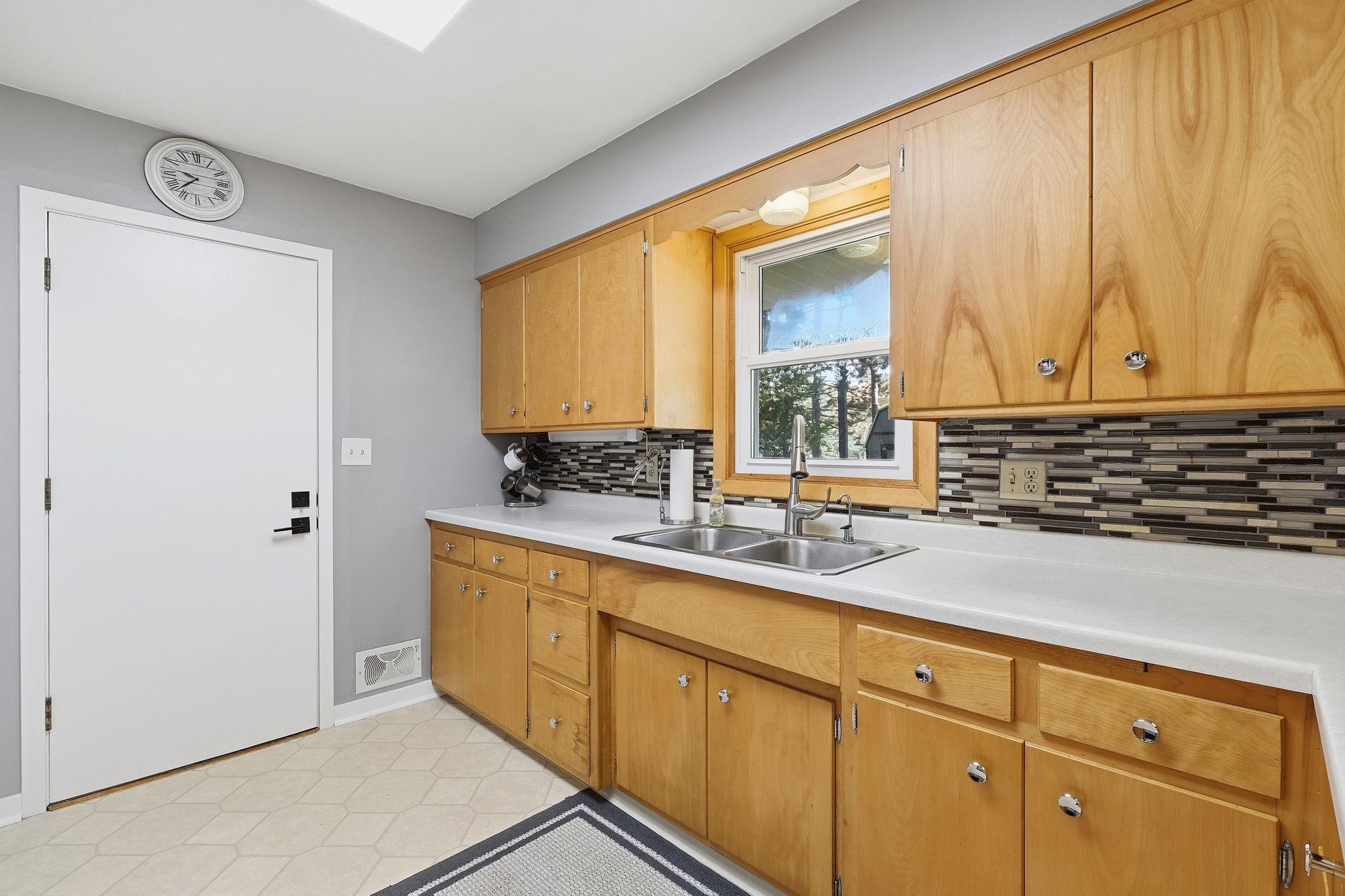 View of Residential at 2692 Marion Street, Roseville MN 55113, Roseville (8 of 25) - Mike Wilen | Minnesota Team Real Estate