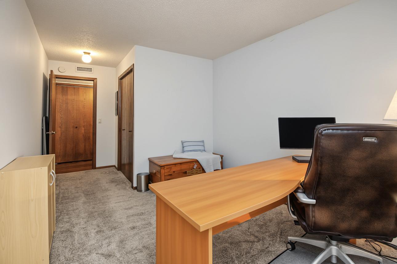 View of Residential at 9700 Portland Avenue #128, Bloomington MN 55420, Bloomington (21 of 44) - Mike Wilen | Minnesota Team Real Estate