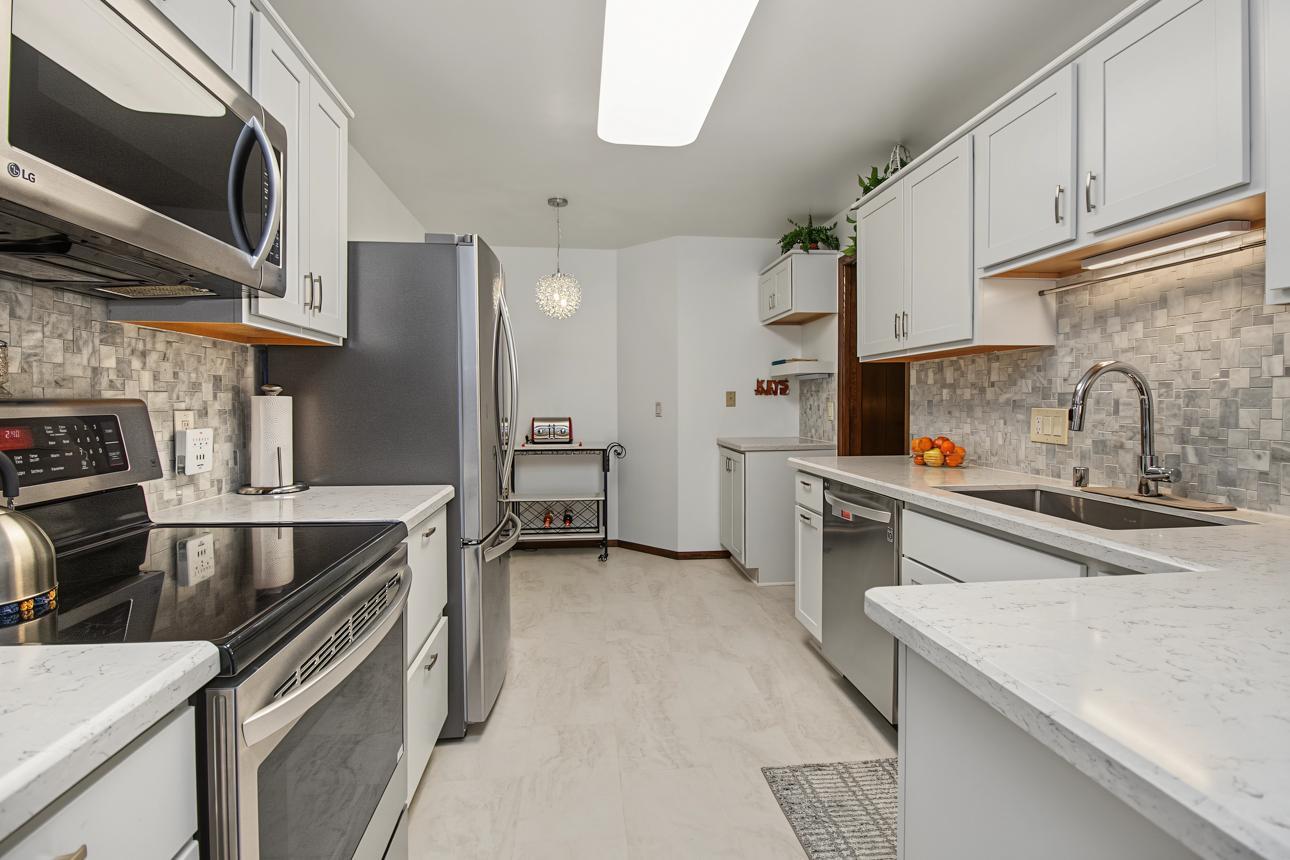 View of Residential at 9700 Portland Avenue #128, Bloomington MN 55420, Bloomington (6 of 44) - Mike Wilen | Minnesota Team Real Estate