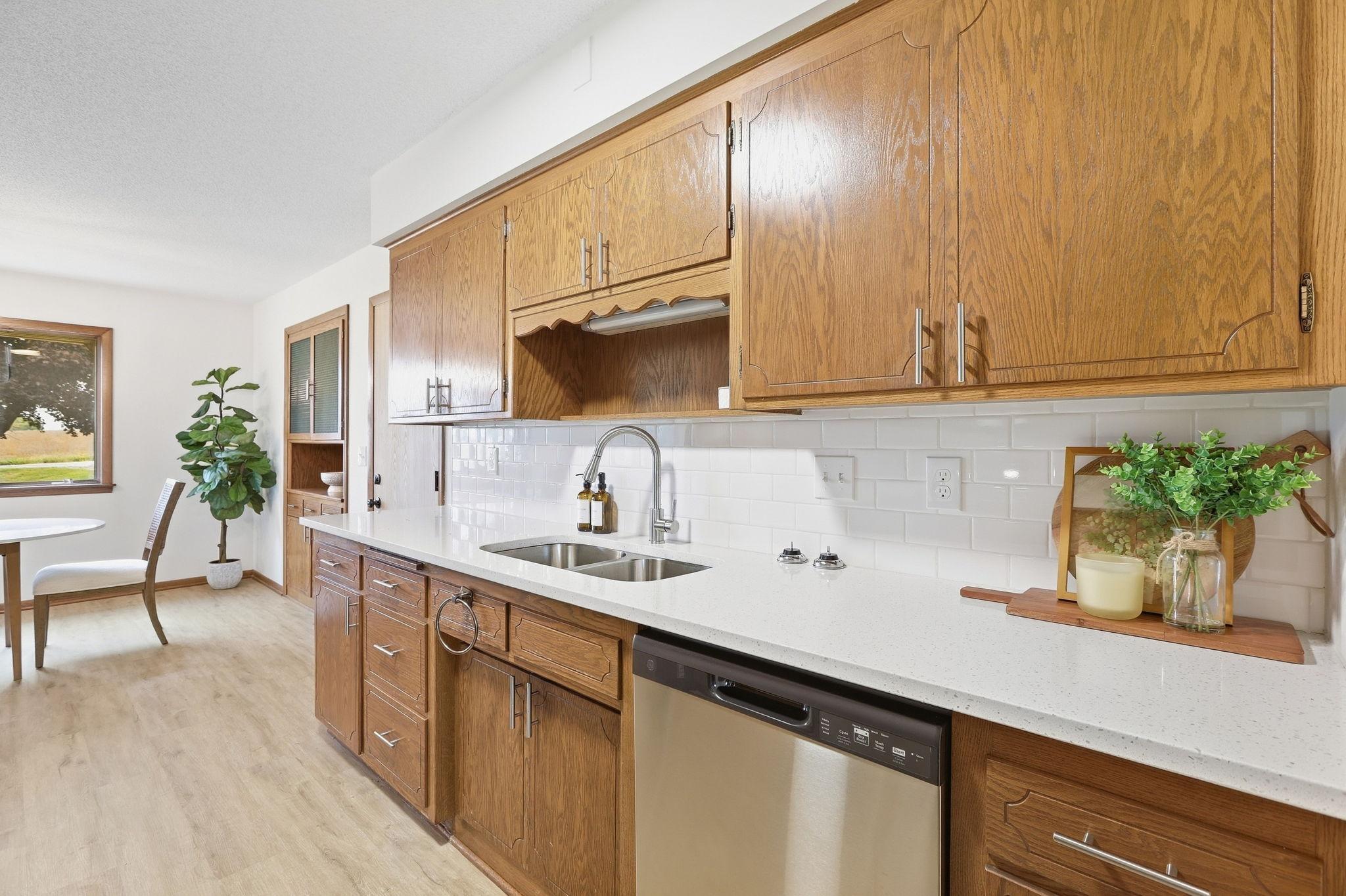 View of Residential at 10225 Jersey Avenue, Chaska MN 55318, Chaska (10 of 51) - Mike Wilen | Minnesota Team Real Estate