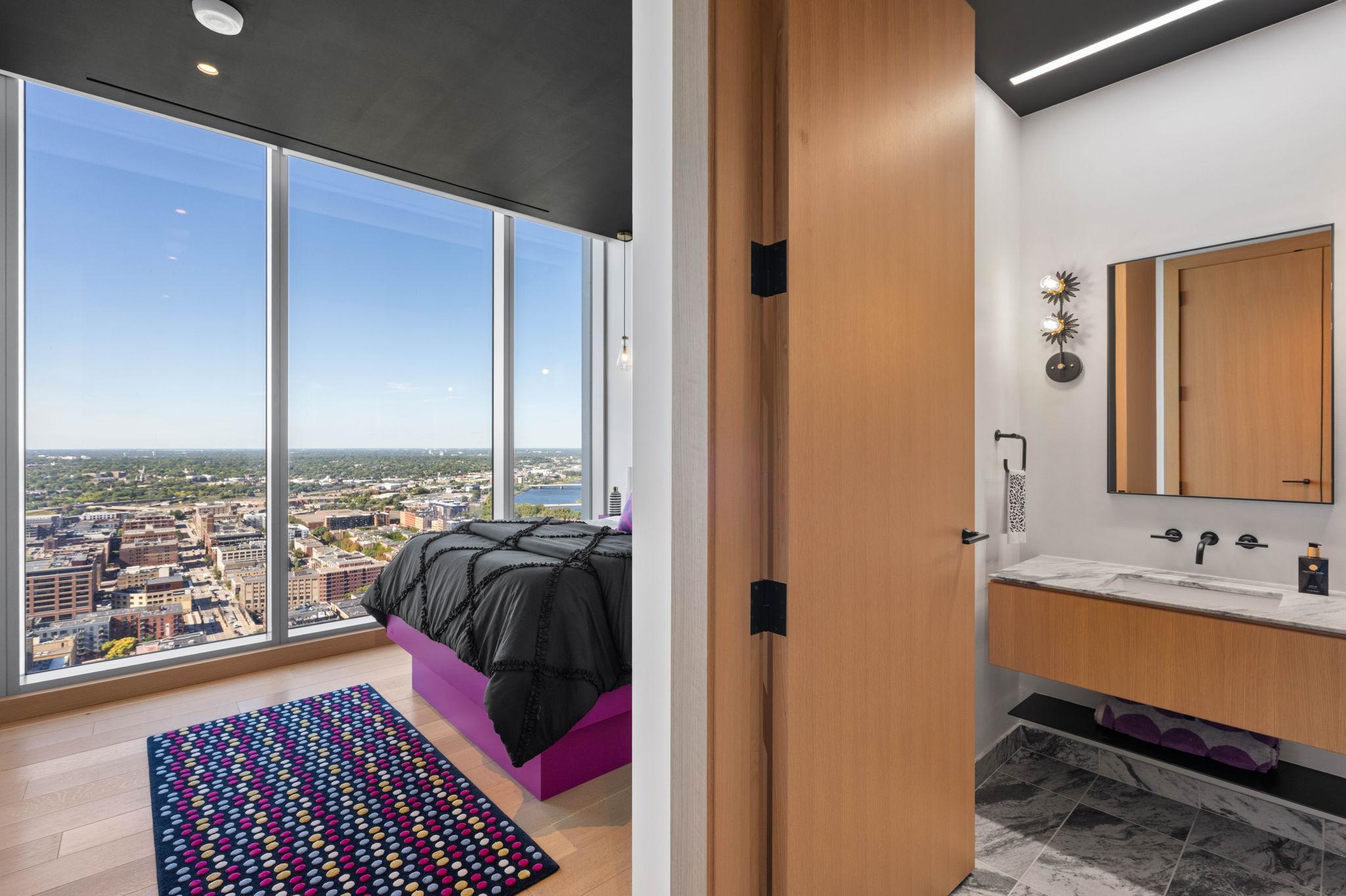 View of Residential at 255 Hennepin Avenue #3204, Minneapolis MN 55408, Minneapolis (50 of 73) - Mike Wilen | Minnesota Team Real Estate
