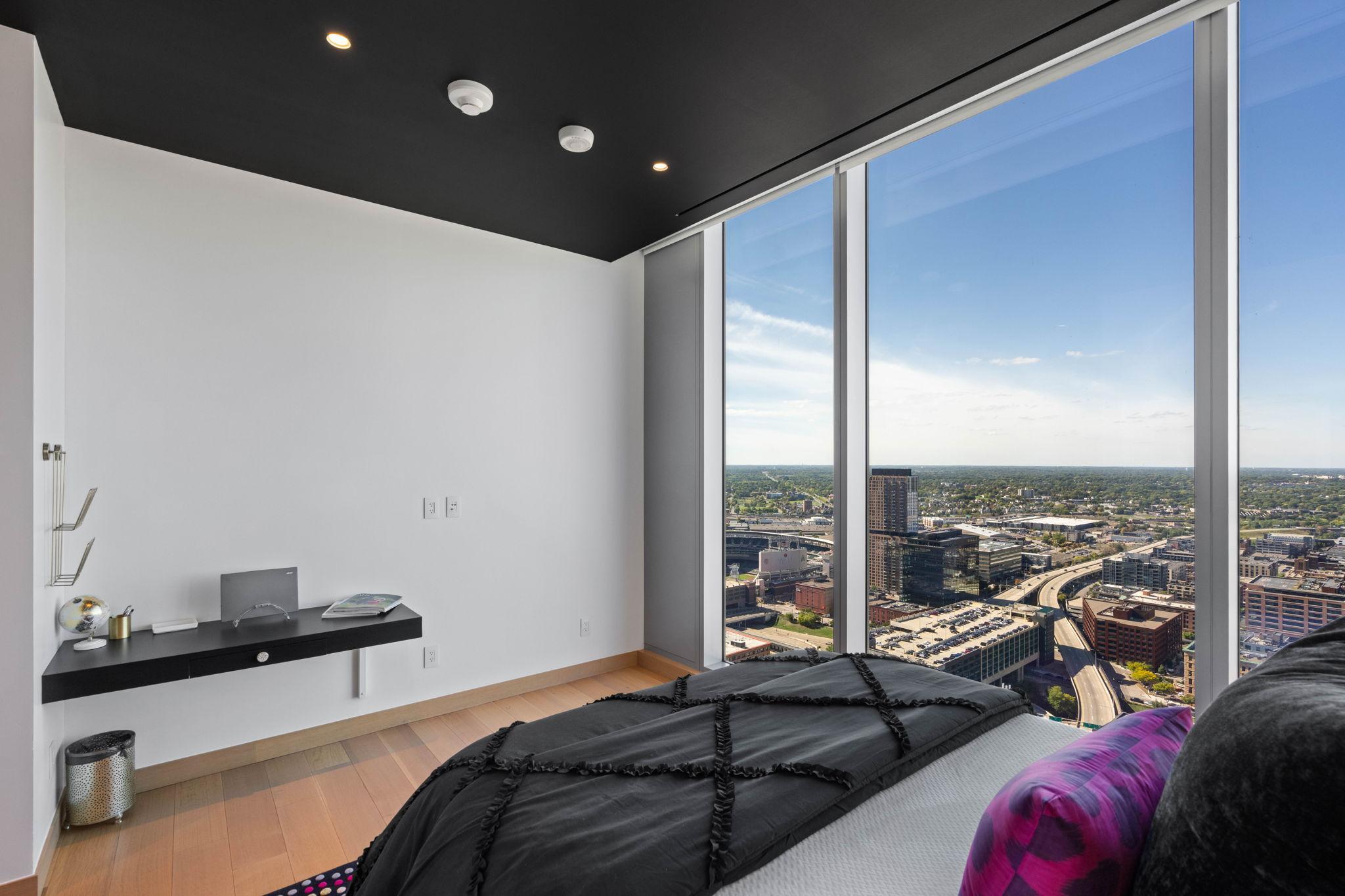 View of Residential at 255 Hennepin Avenue #3204, Minneapolis MN 55408, Minneapolis (46 of 73) - Mike Wilen | Minnesota Team Real Estate