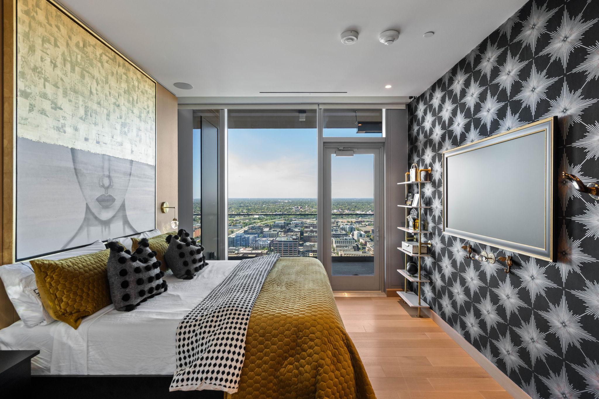 View of Residential at 255 Hennepin Avenue #3204, Minneapolis MN 55408, Minneapolis (23 of 73) - Mike Wilen | Minnesota Team Real Estate