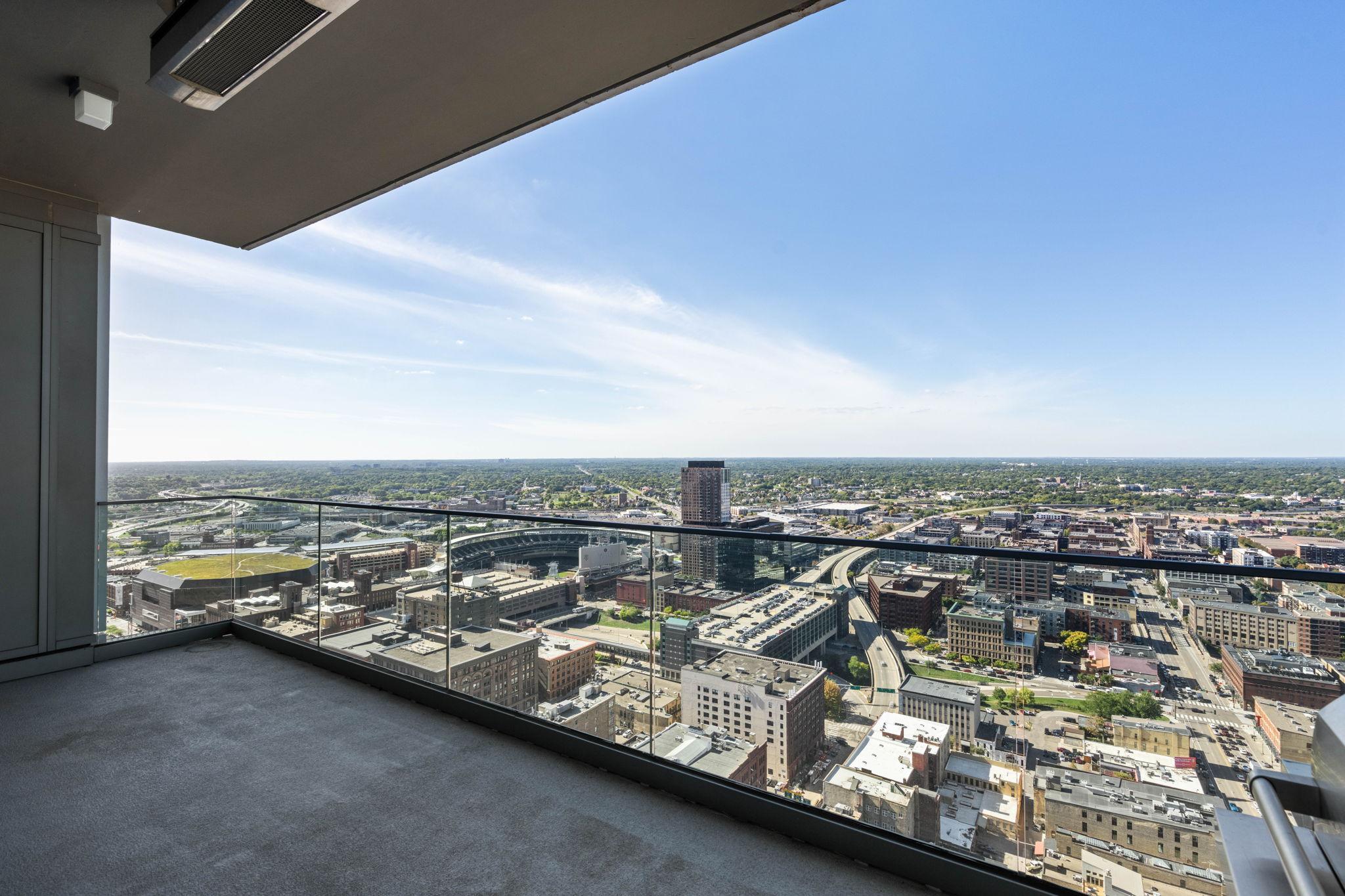 View of Residential at 255 Hennepin Avenue #3204, Minneapolis MN 55408, Minneapolis (17 of 73) - Mike Wilen | Minnesota Team Real Estate