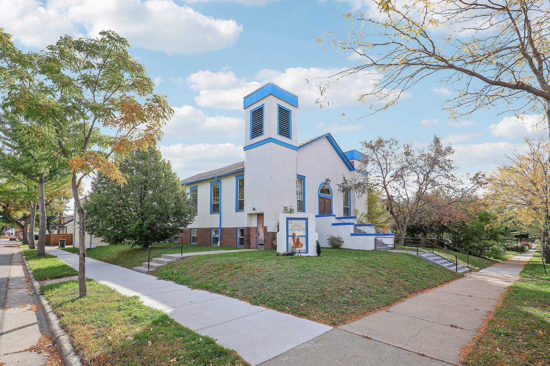 View of Commercial Sale at 1530 Russell Avenue, Minneapolis MN 55411, Minneapolis (4 of 12) - Mike Wilen | Minnesota Team Real Estate