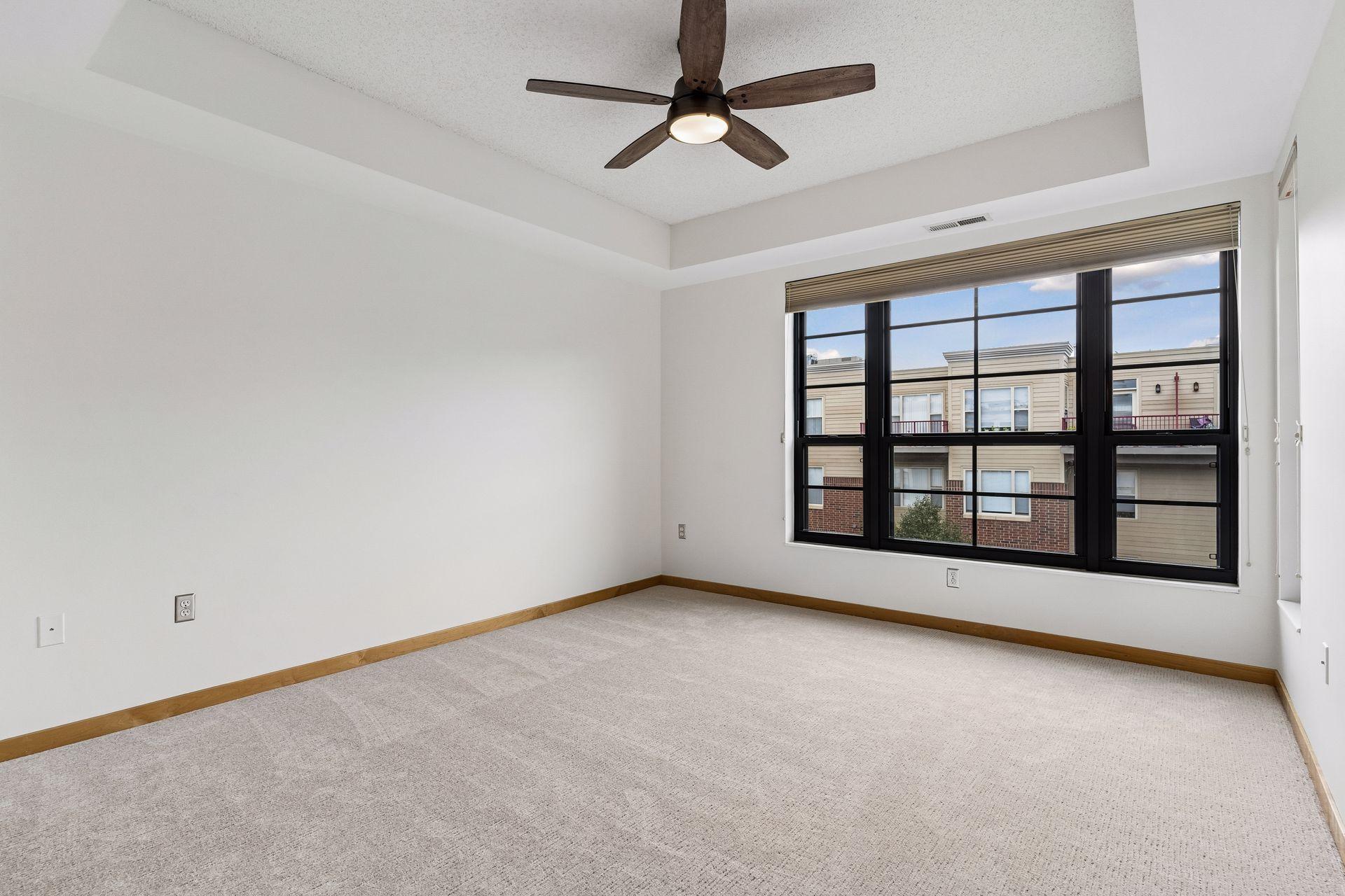 View of Residential at 2566 Ellis Avenue #404, Saint Paul MN 55114, Saint Paul (27 of 38) - Mike Wilen | Minnesota Team Real Estate