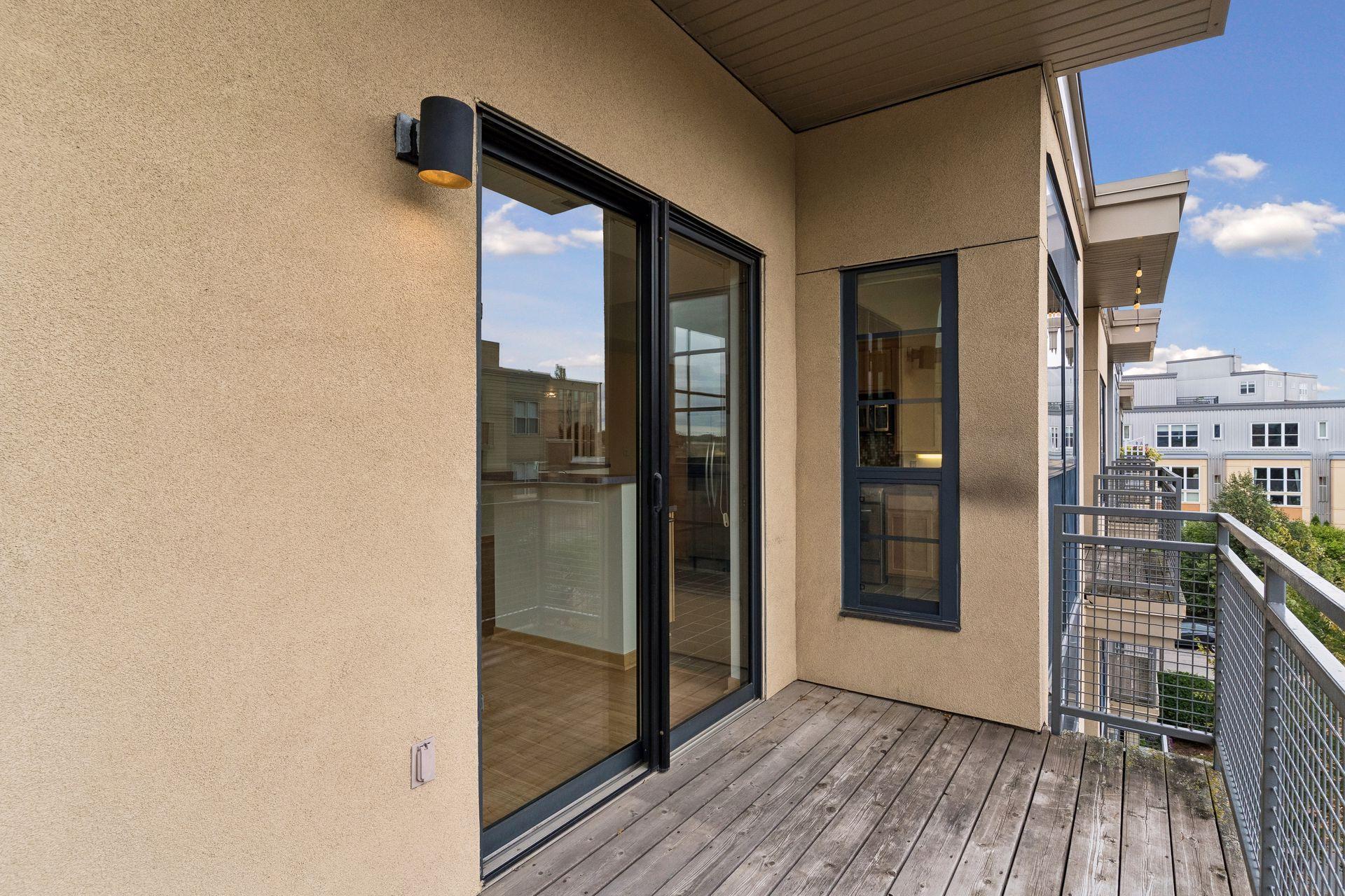 View of Residential at 2566 Ellis Avenue #404, Saint Paul MN 55114, Saint Paul (20 of 38) - Mike Wilen | Minnesota Team Real Estate