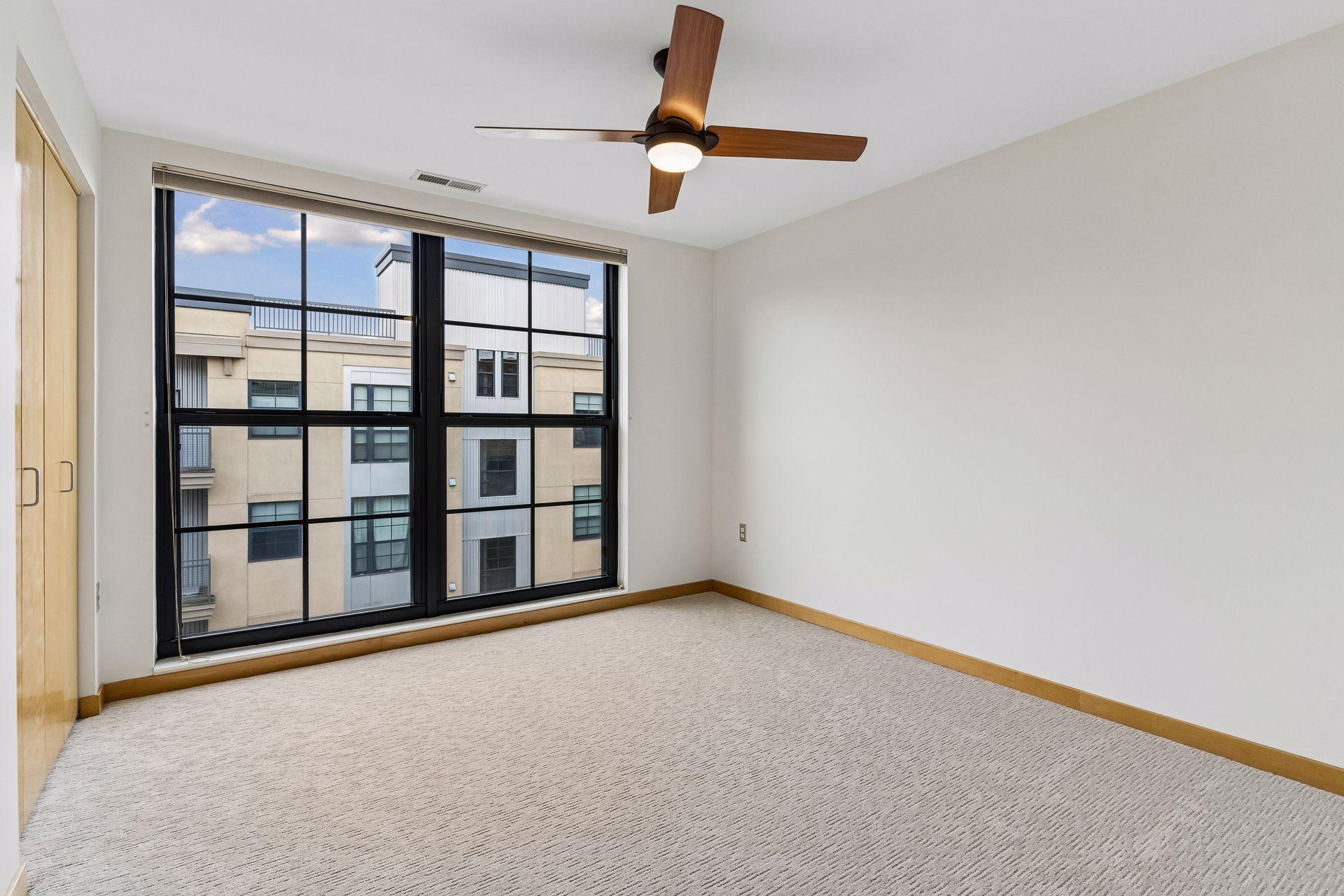 View of Residential at 2566 Ellis Avenue #404, Saint Paul MN 55114, Saint Paul (30 of 38) - Mike Wilen | Minnesota Team Real Estate