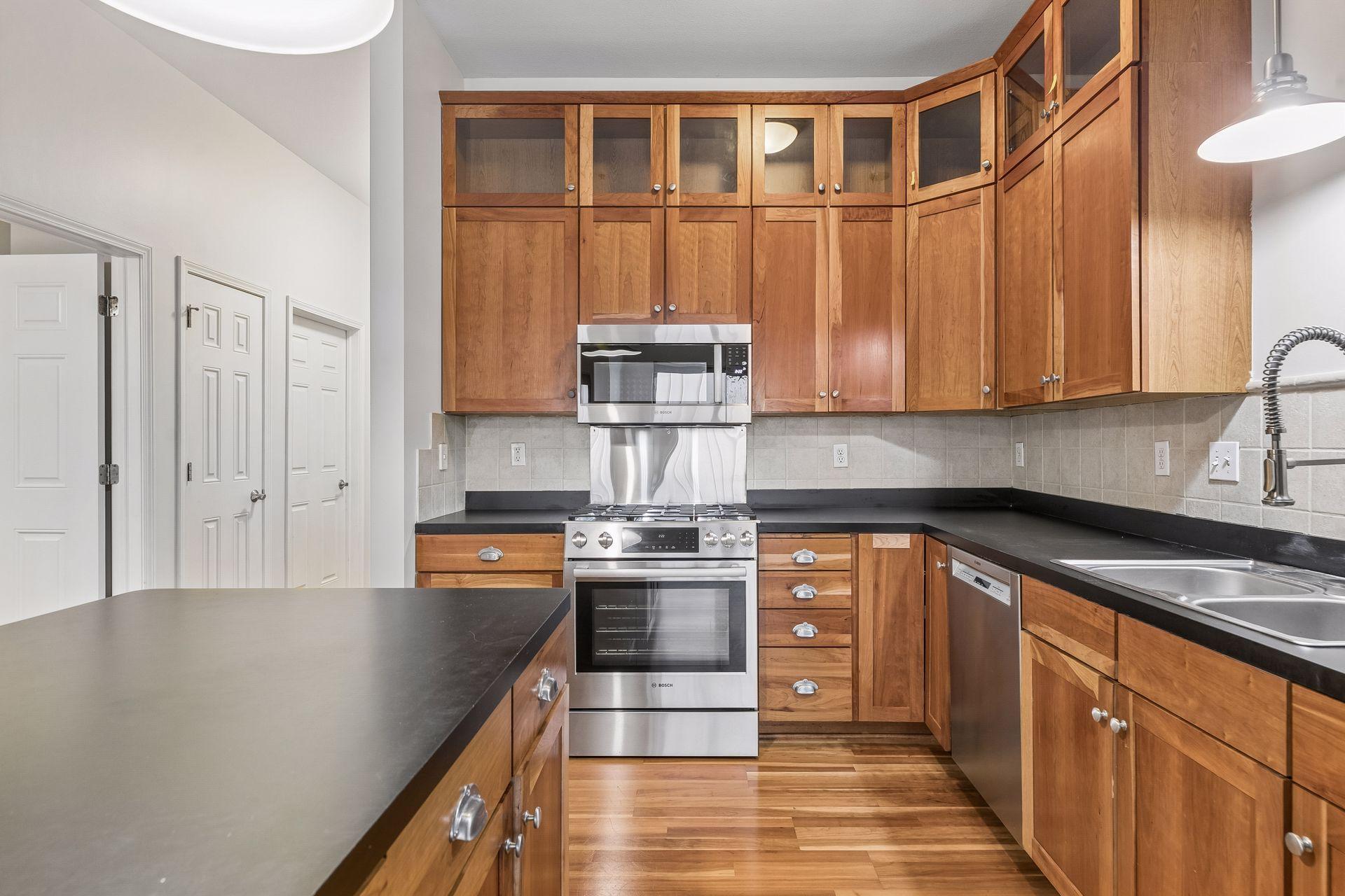 View of Residential at 270 4th Street #307, Saint Paul MN 55101, Saint Paul (5 of 27) - Mike Wilen | Minnesota Team Real Estate