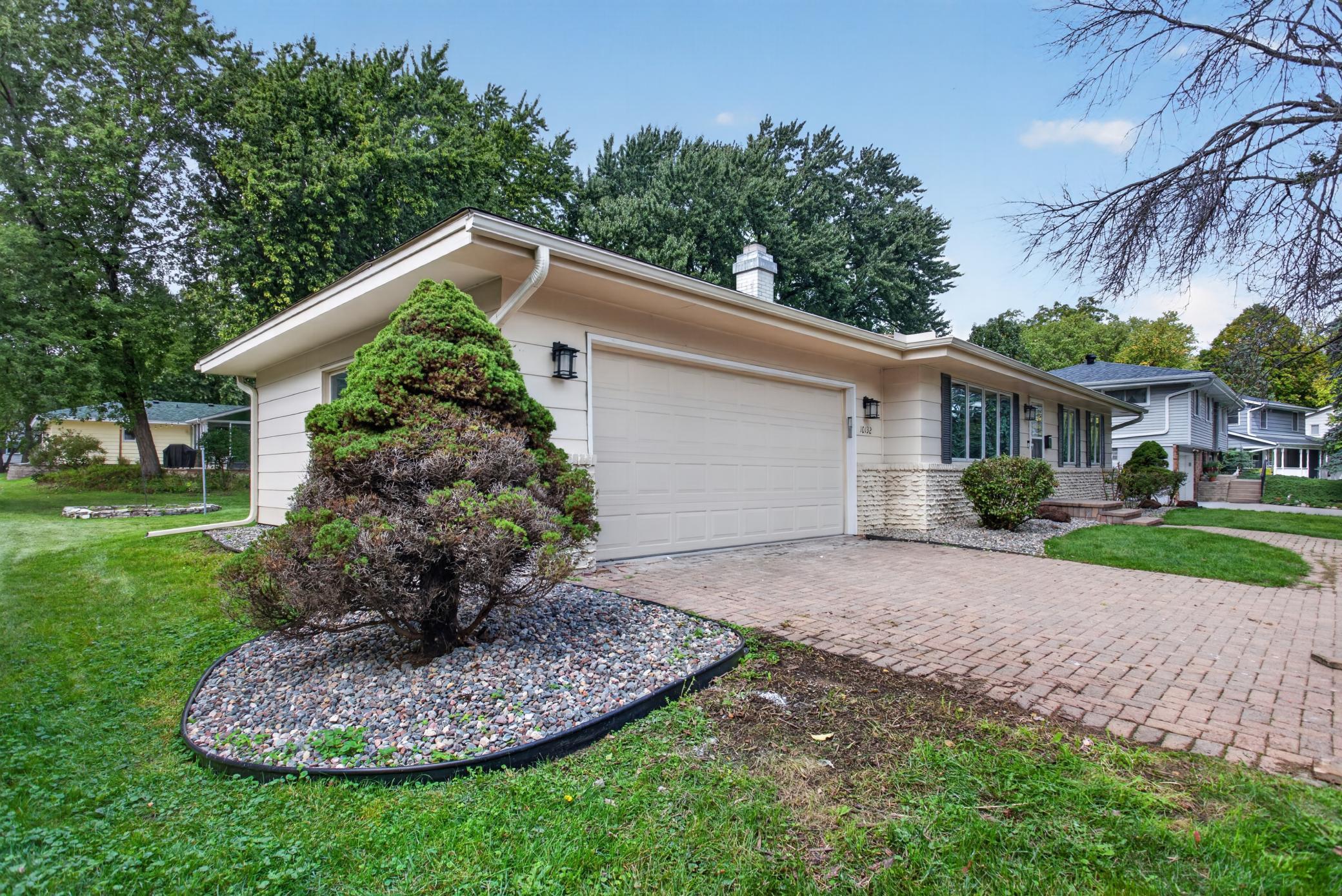 View of Residential at 10132 Johnson Avenue, Bloomington MN 55437, Bloomington (28 of 37) - Mike Wilen | Minnesota Team Real Estate