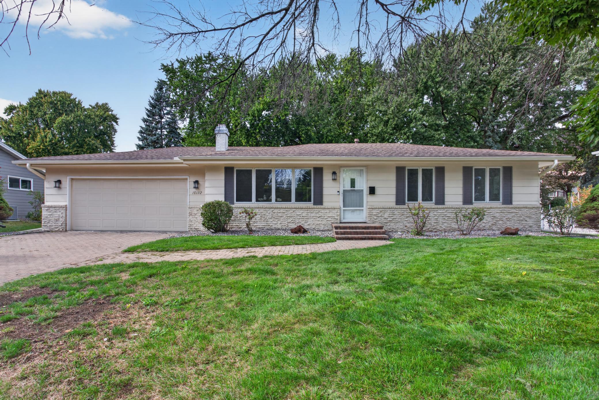 View of Residential at 10132 Johnson Avenue, Bloomington MN 55437, Bloomington (27 of 37) - Mike Wilen | Minnesota Team Real Estate