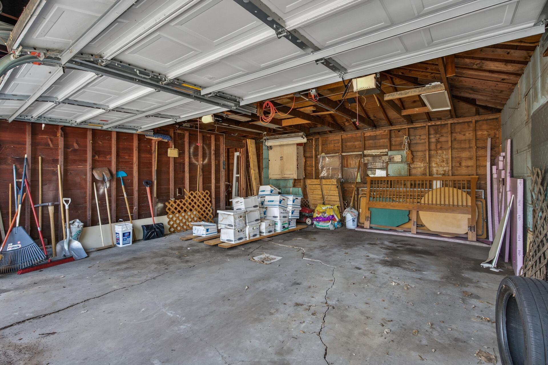 View of Commercial Sale at 1069 Robert Street, West Saint Paul MN 55118, West Saint Paul (37 of 44) - Mike Wilen | Minnesota Team Real Estate