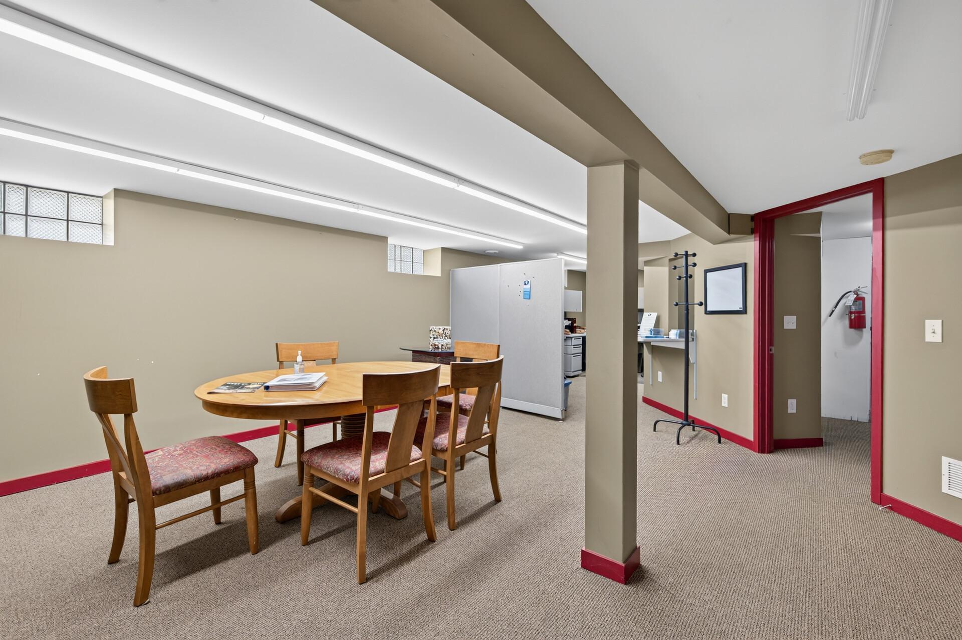 View of Commercial Sale at 1069 Robert Street, West Saint Paul MN 55118, West Saint Paul (31 of 44) - Mike Wilen | Minnesota Team Real Estate